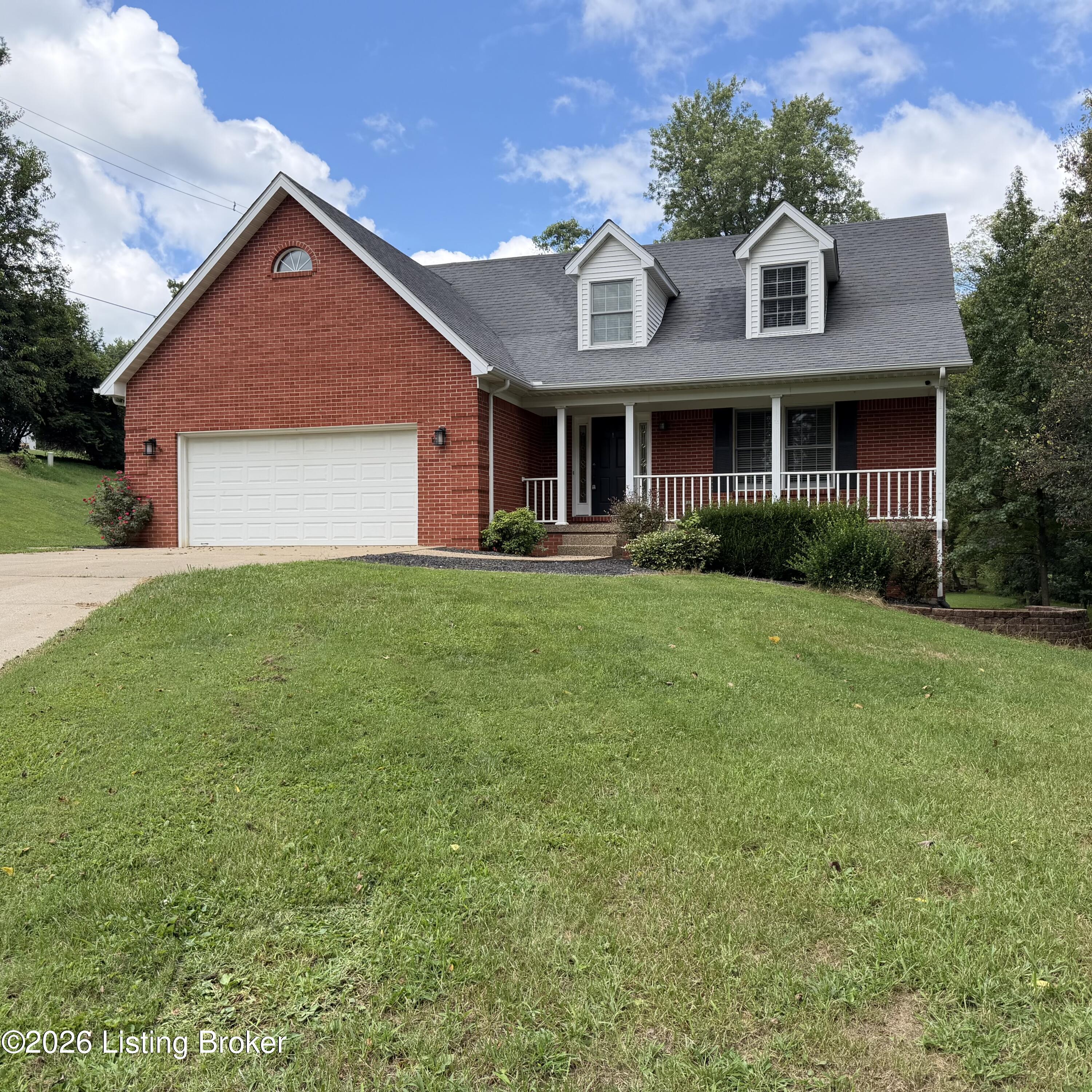 111 N Salem Dr Property Photo 1