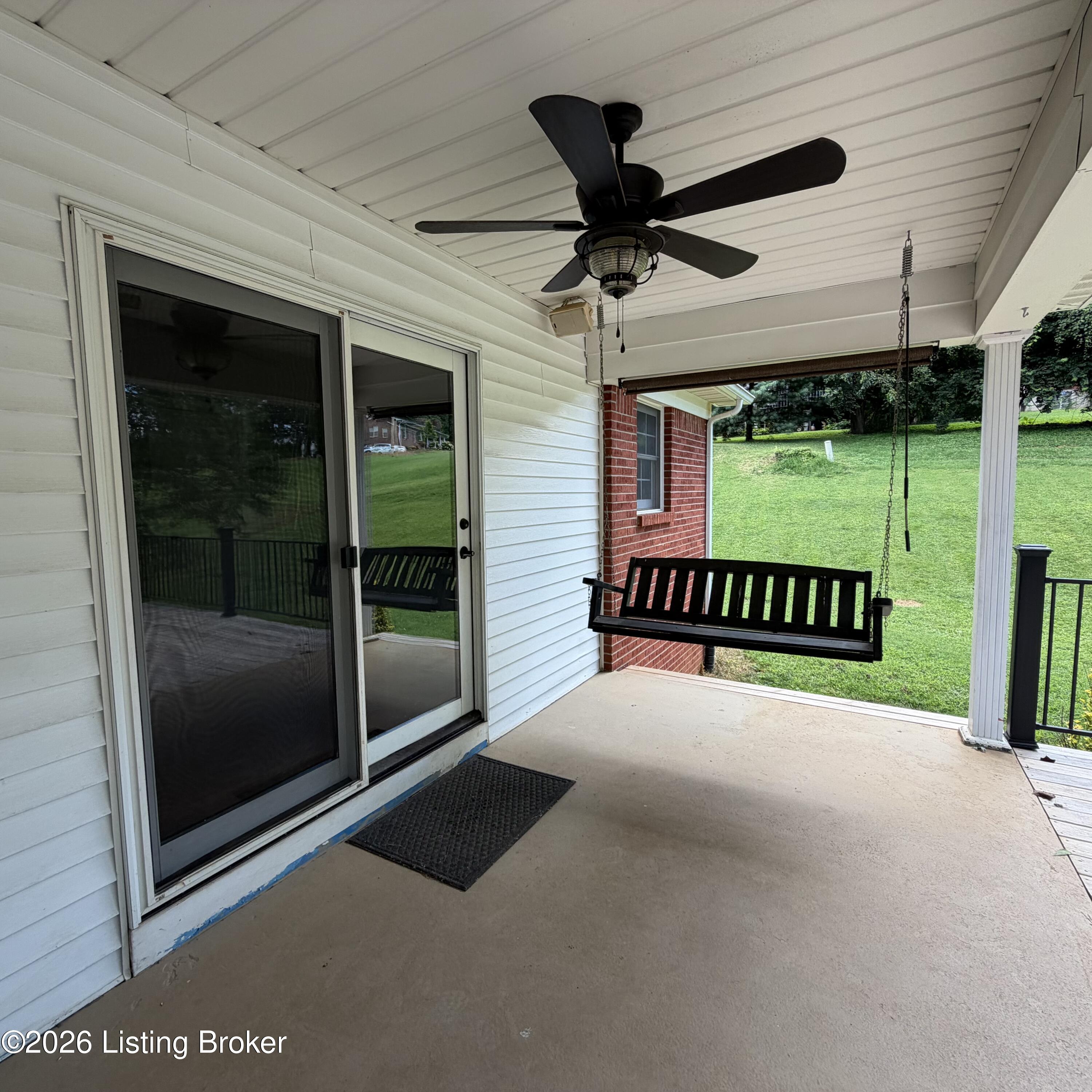 111 N Salem Dr Property Photo 46