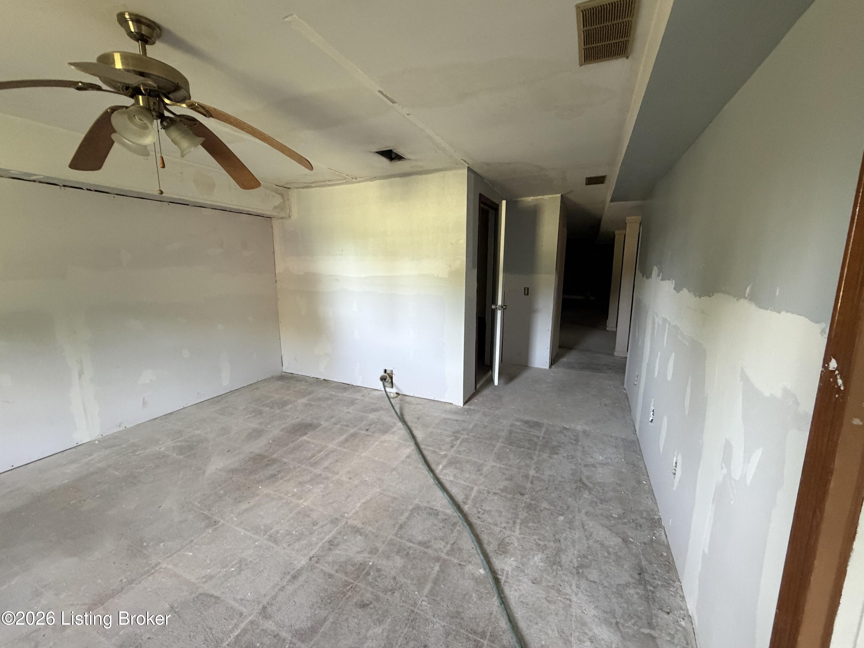 3400 S Camden Ln Property Photo 36