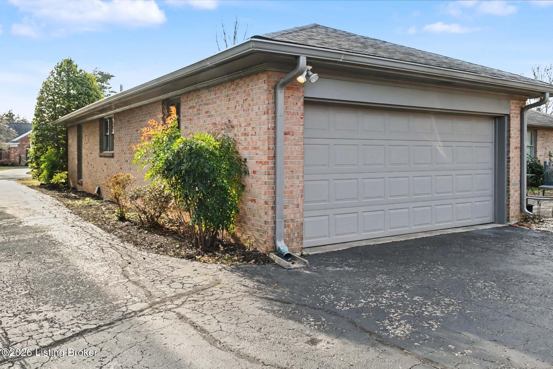 6319 Limewood Cir Property Photo 65