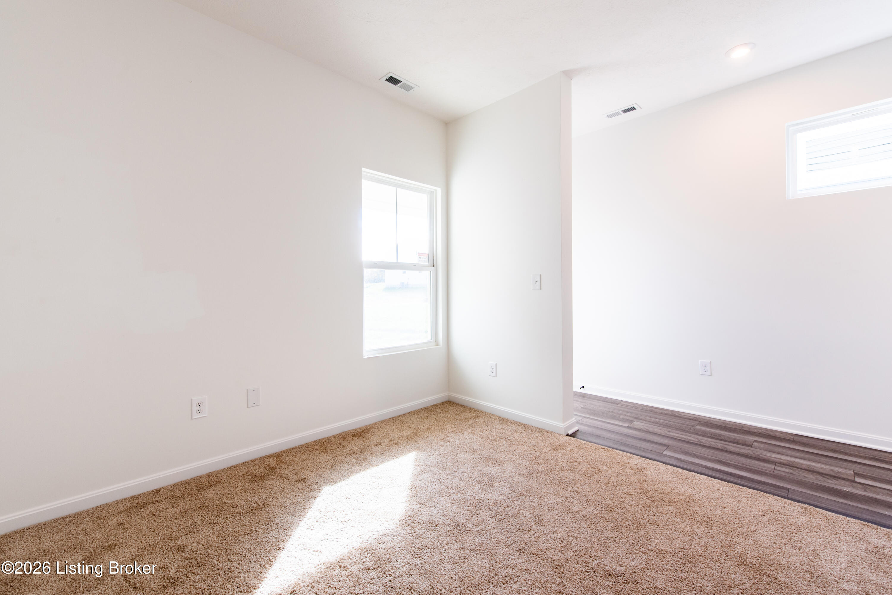 10029 Windcrest Farms Ln Property Photo 6