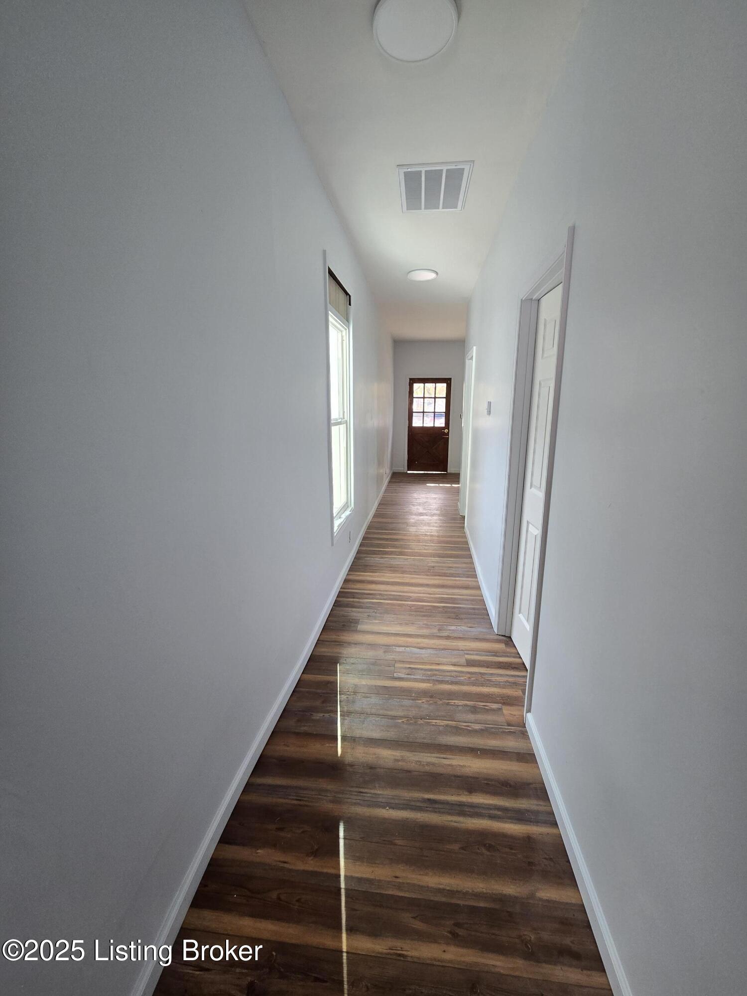 1815 Owen St Property Photo 10