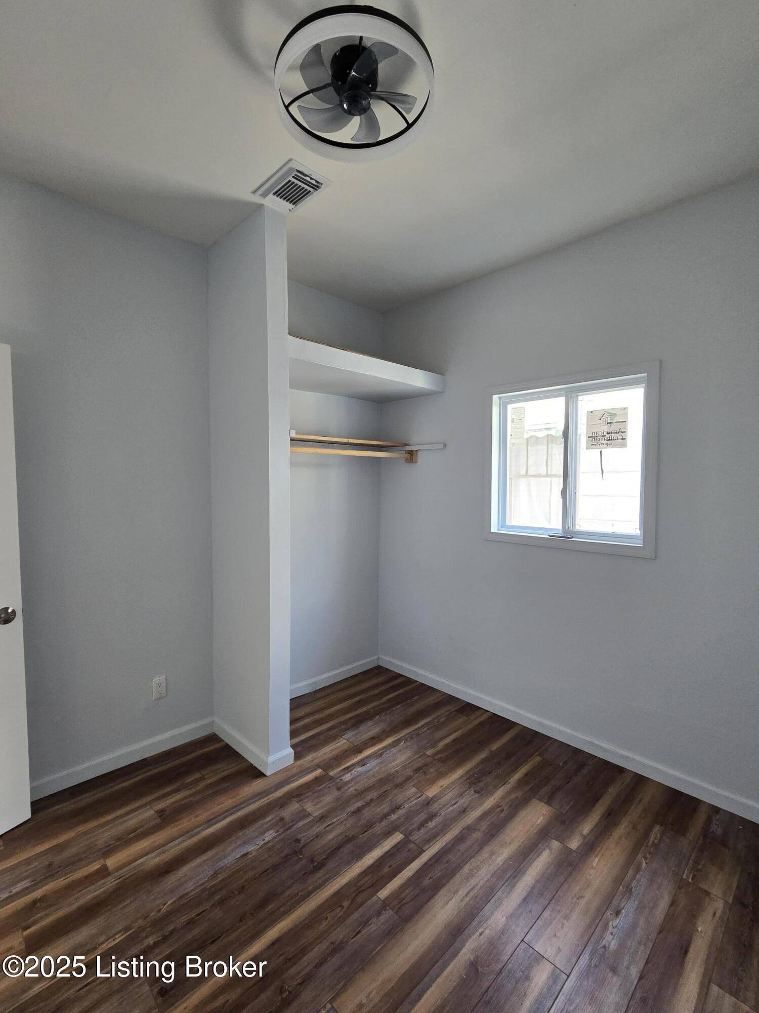 1815 Owen St Property Photo 13