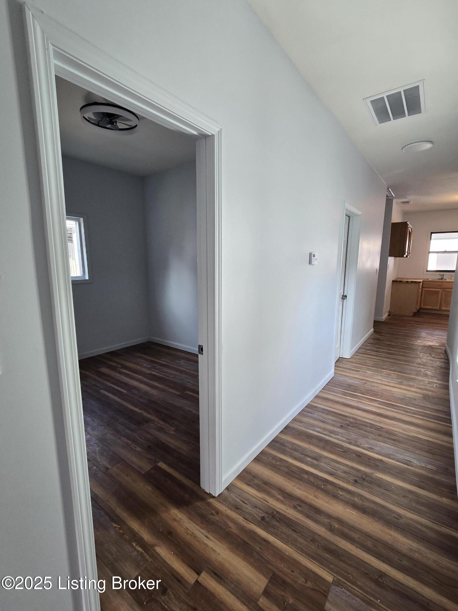 1815 Owen St Property Photo 16
