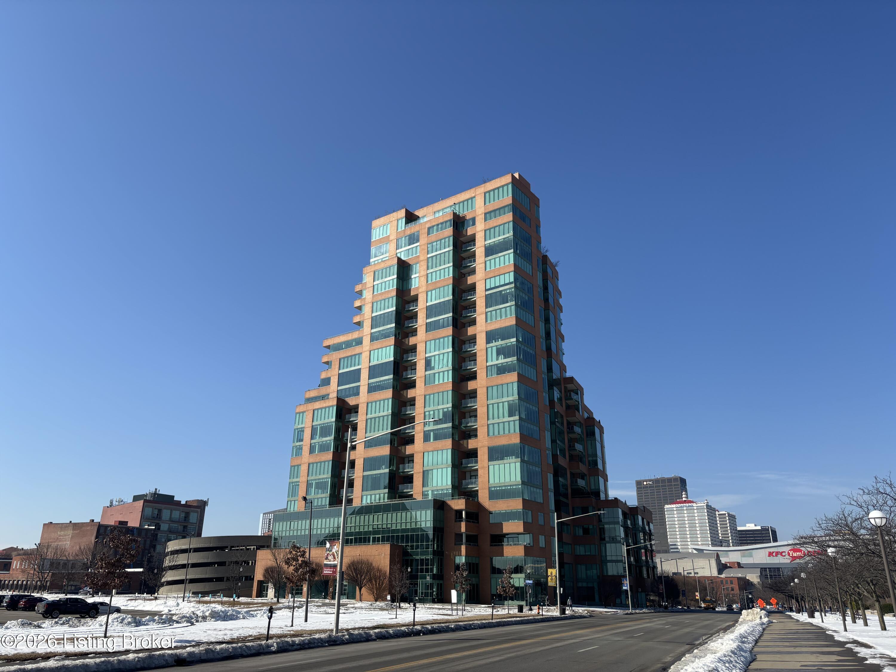 222 E Witherspoon St 401-403 Property Photo 2