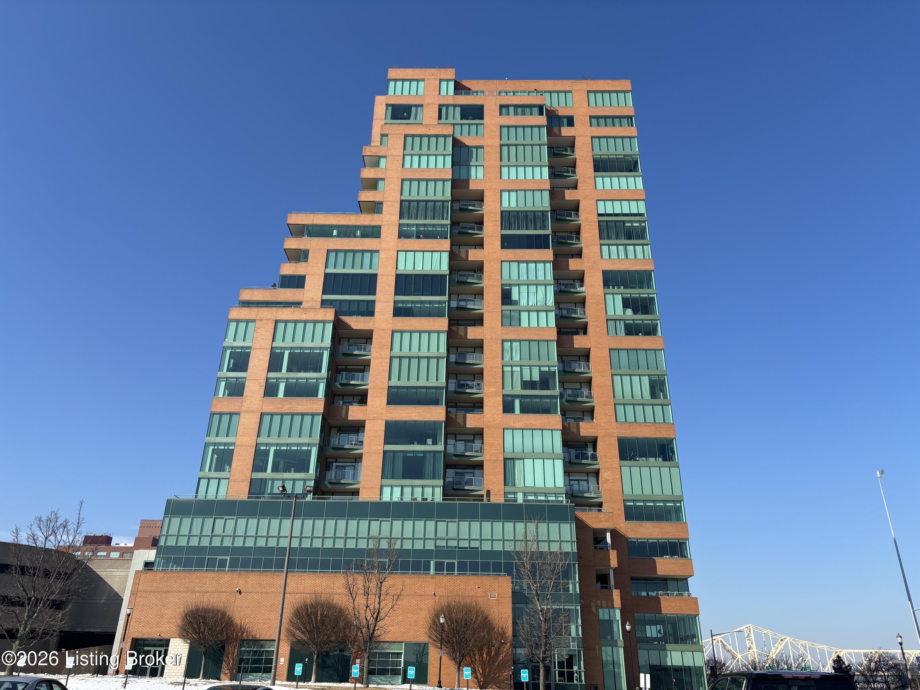 222 E Witherspoon St 401-403 Property Photo 6