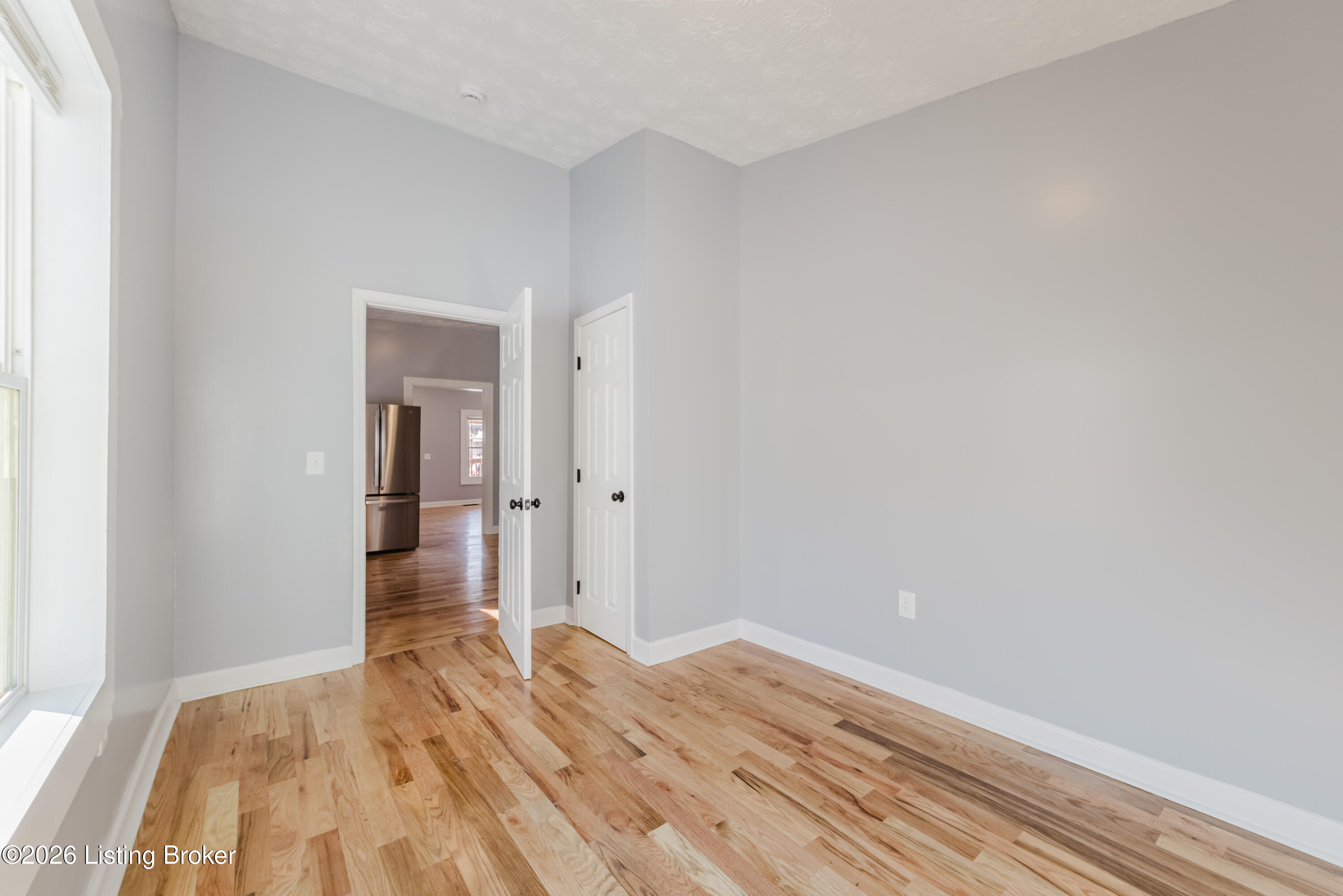 2639 Greenwood Ave Property Photo 11