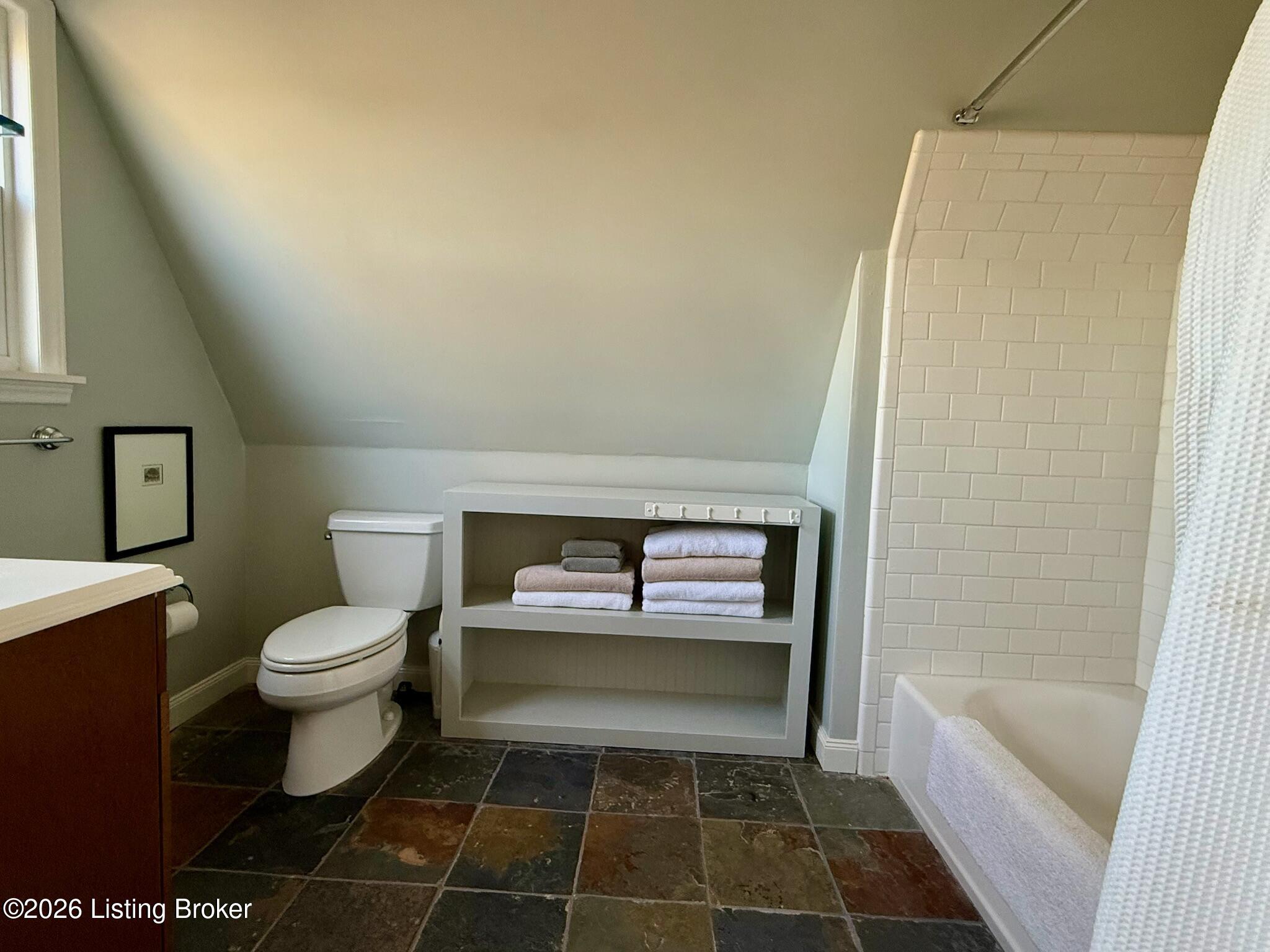 45 Oak Tree Cir Property Photo 7
