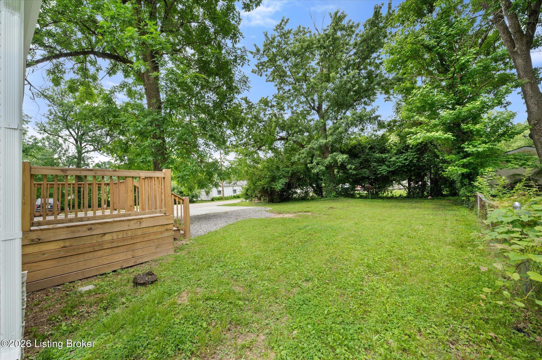 221 Williams St Property Photo 31
