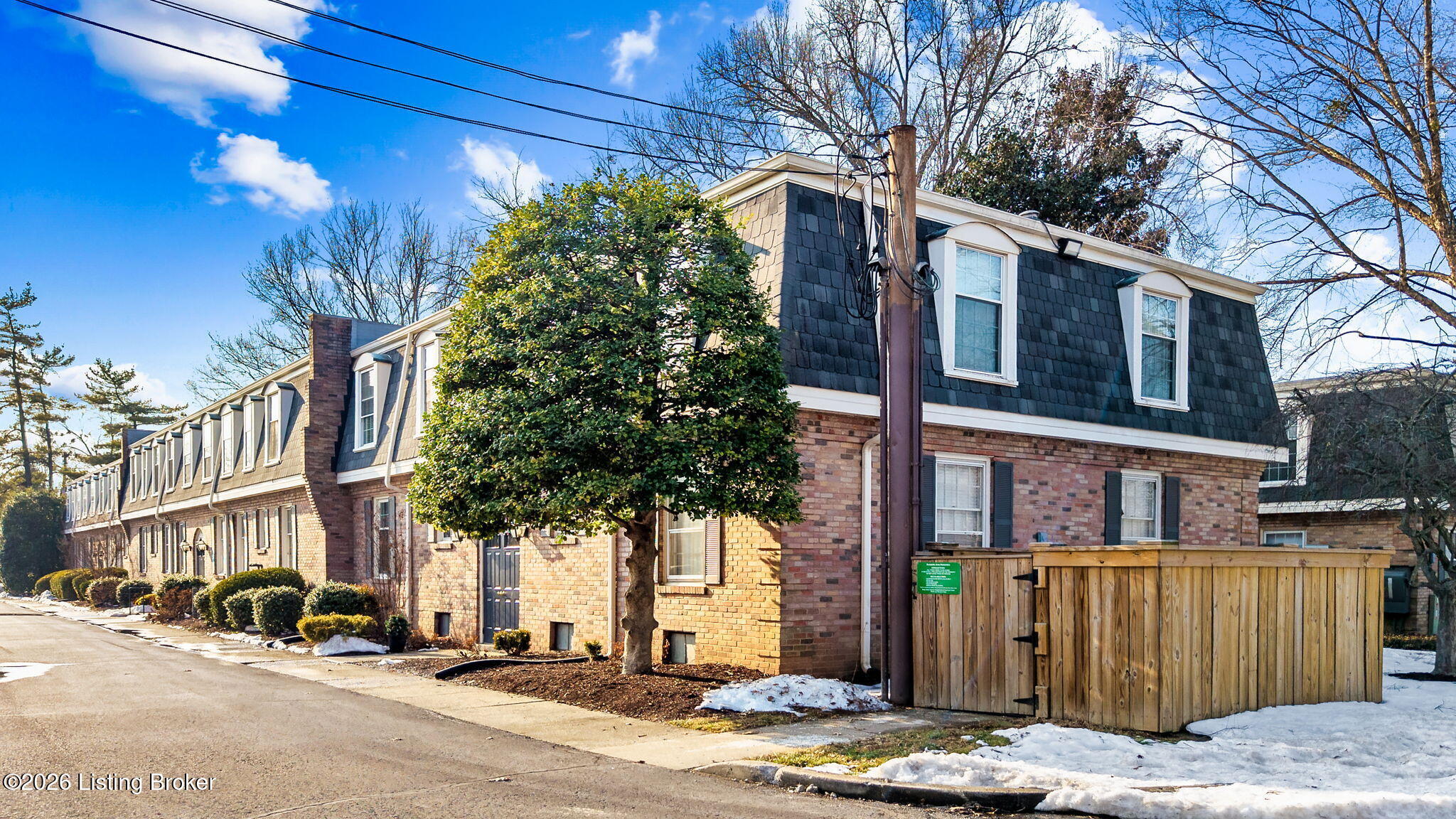 521 Zorn Ave APT G11 Property Photo 1