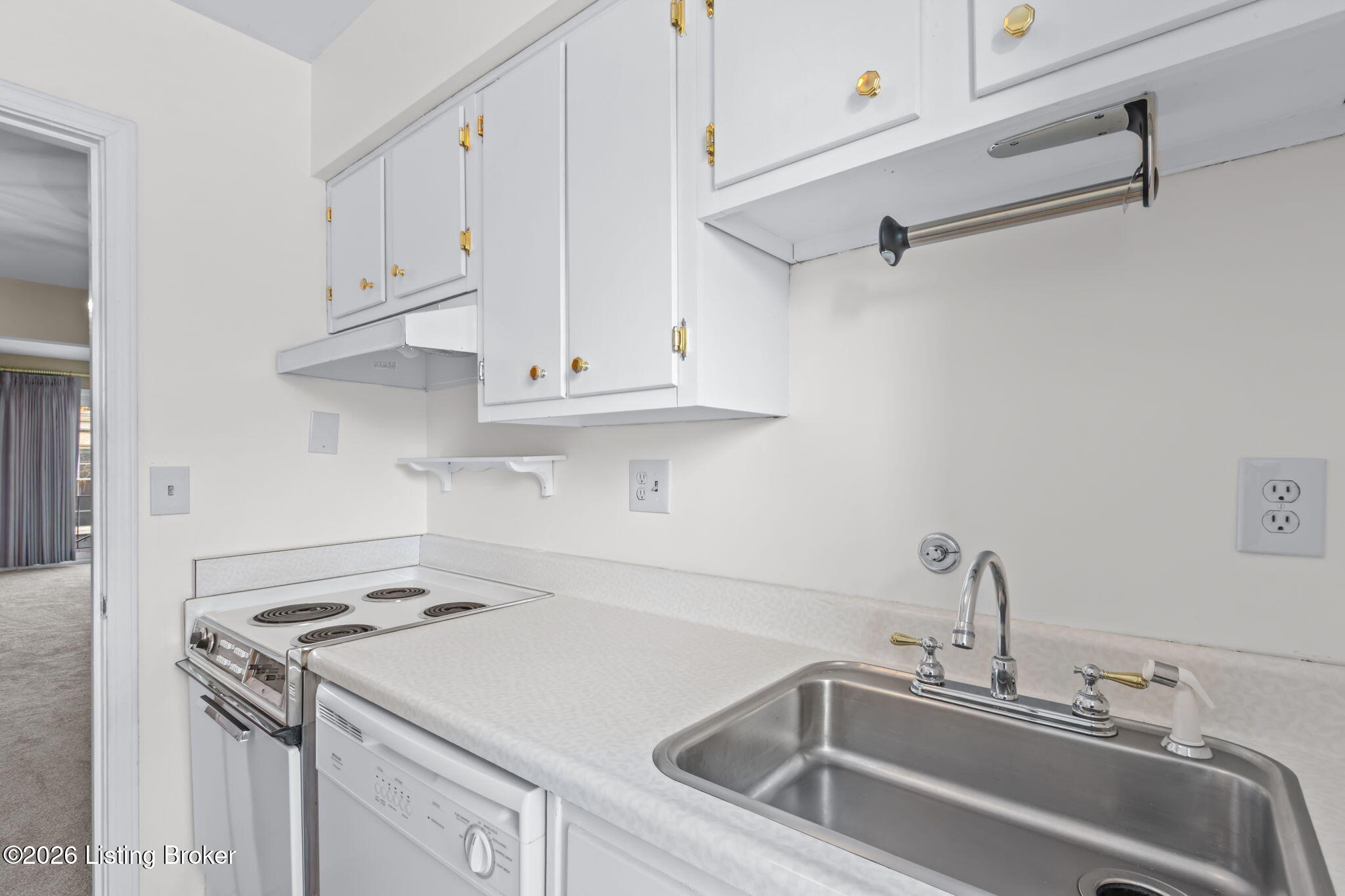 521 Zorn Ave Apt G11 Property Photo 18