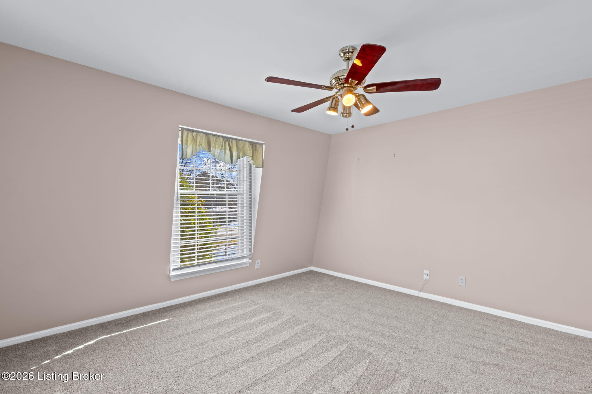 521 Zorn Ave Apt G11 Property Photo 26