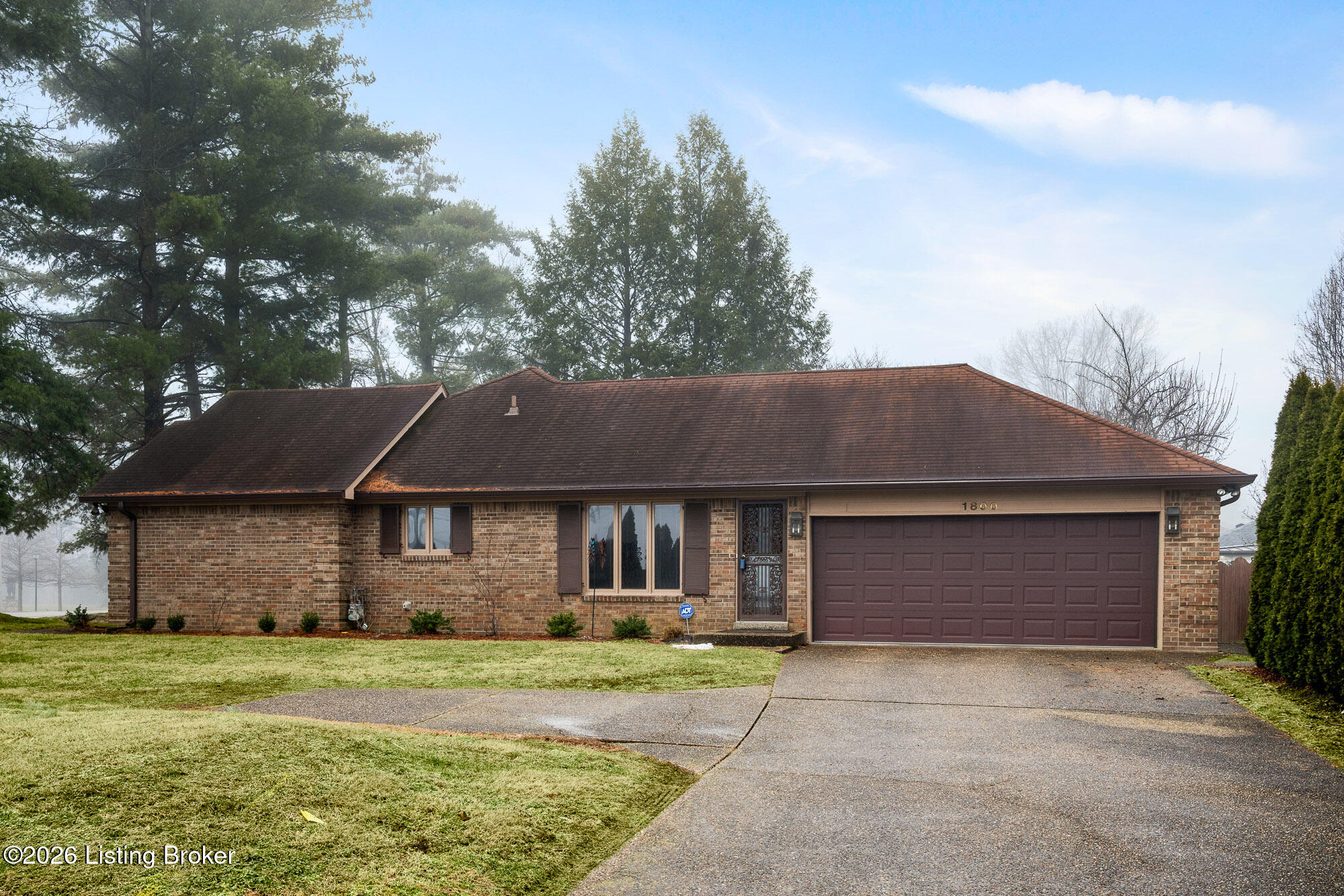 1800 Rudy Ln Property Photo 3