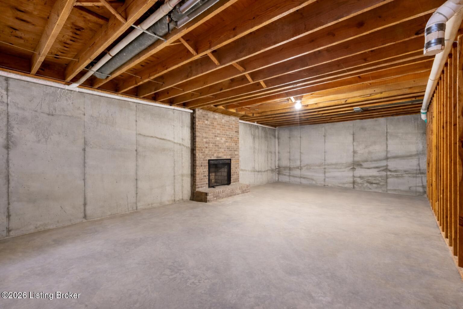 1800 Rudy Ln Property Photo 27