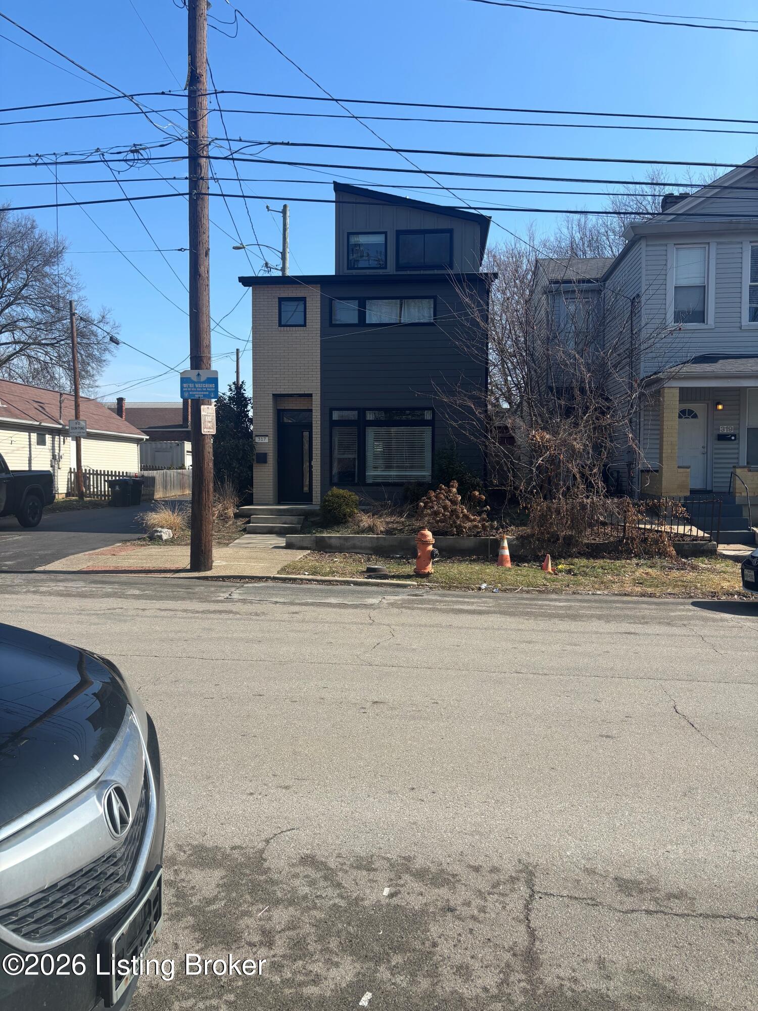 316 S Wenzel St Property Photo 3