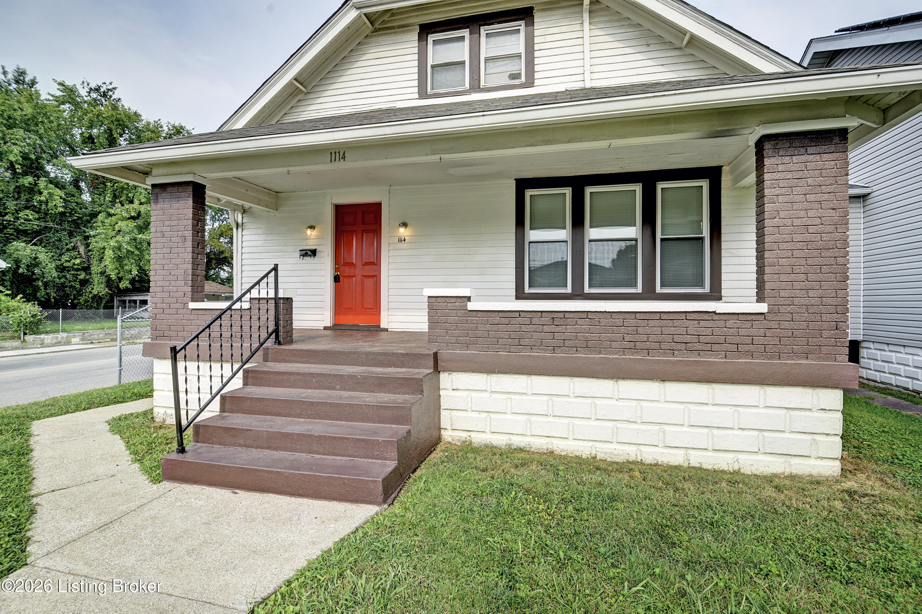 1114 Cecil Ave Property Photo 4