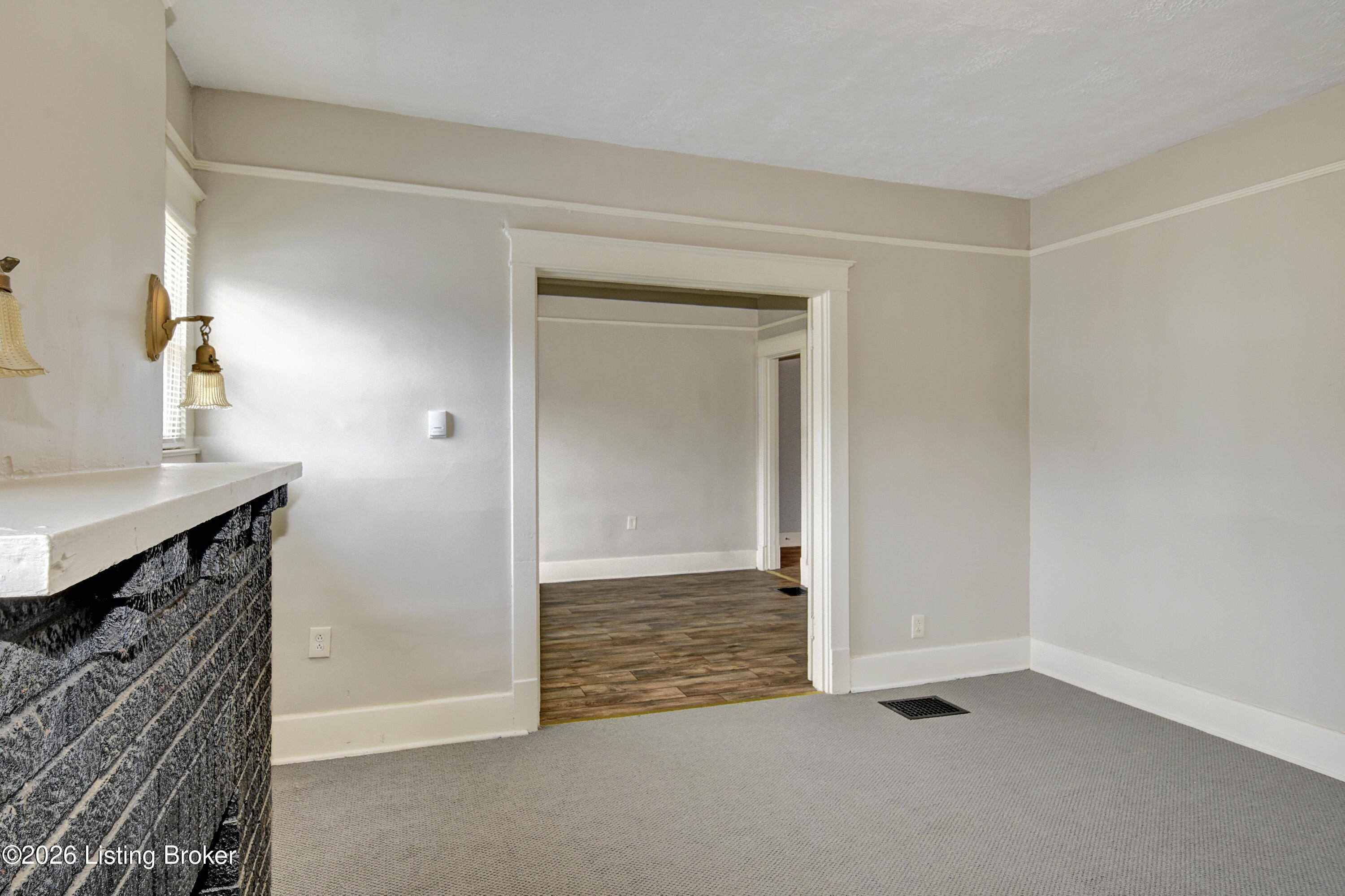 1114 Cecil Ave Property Photo 10