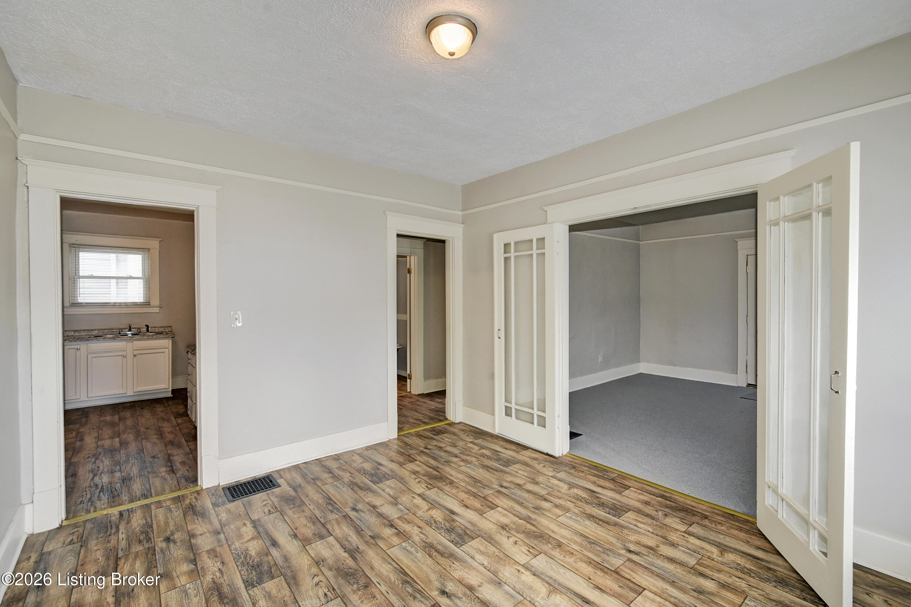 1114 Cecil Ave Property Photo 12