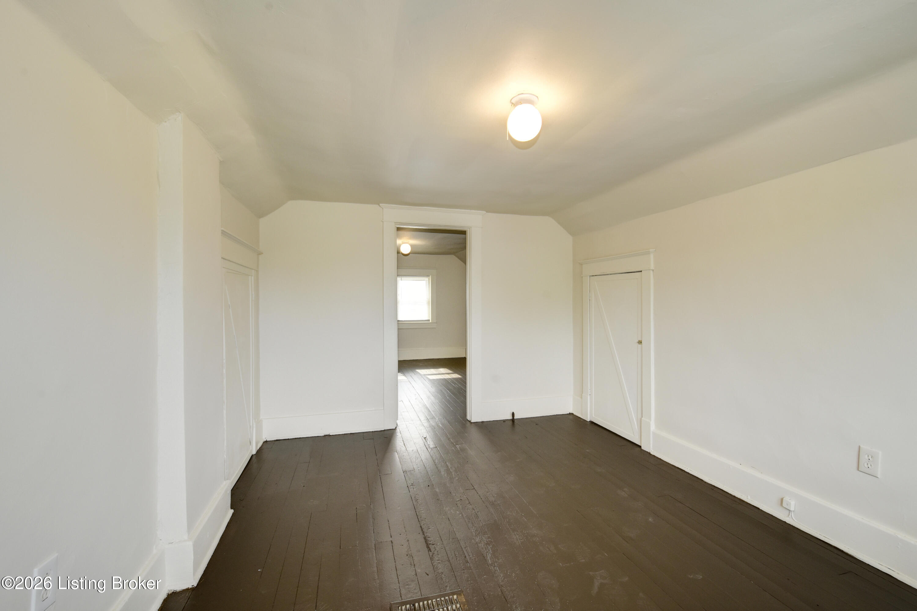 1114 Cecil Ave Property Photo 18
