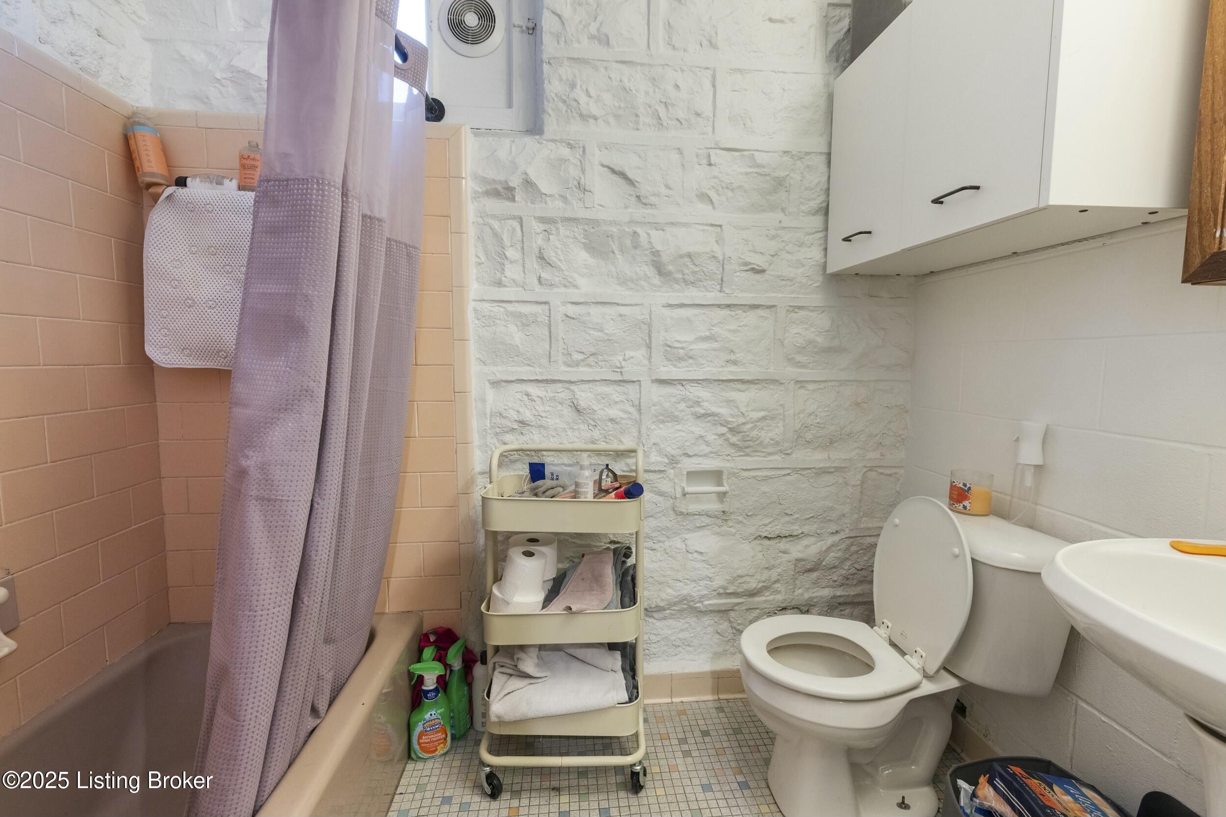 1401 E Breckinridge St Property Photo 25