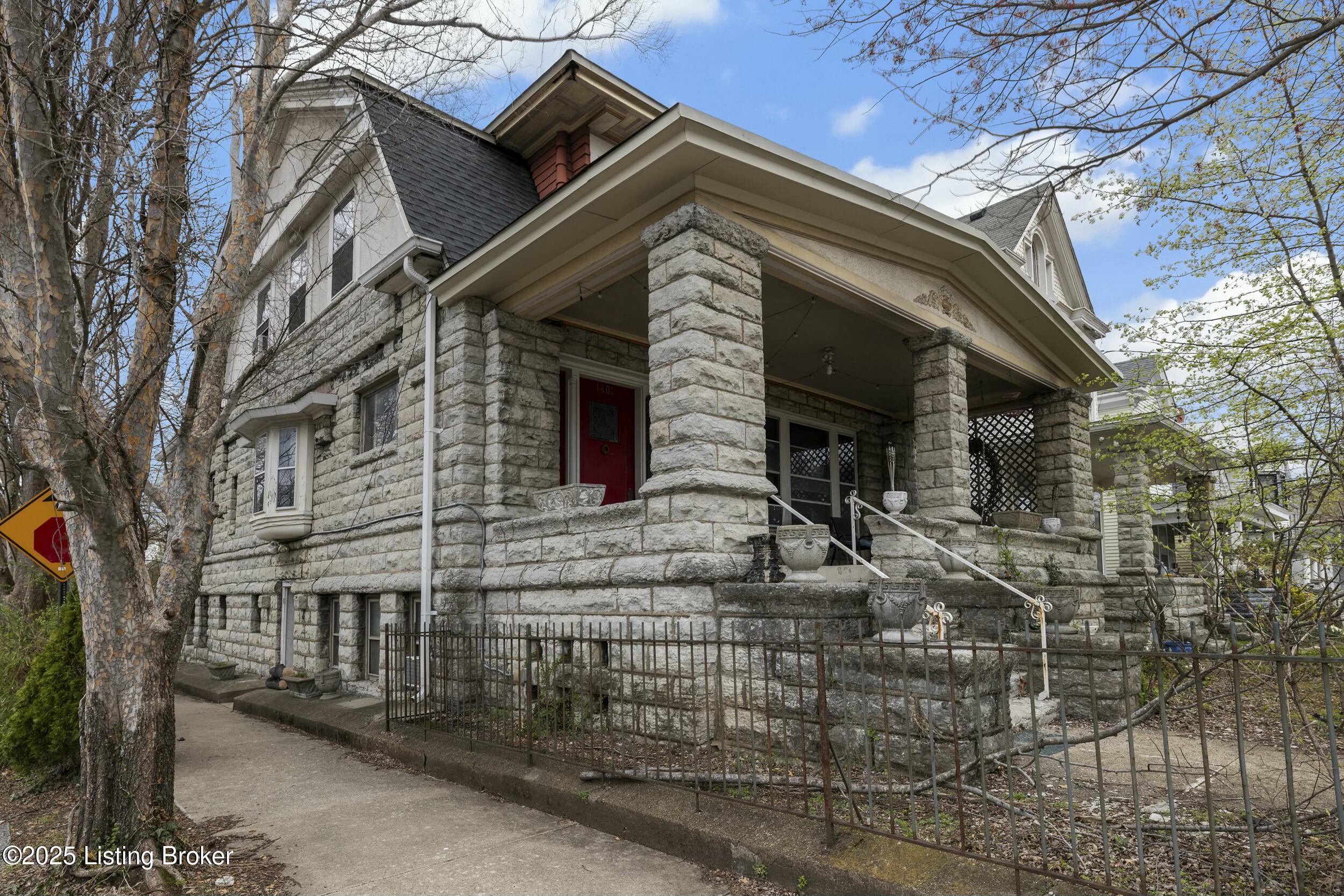 1401 E Breckinridge St Property Photo 53