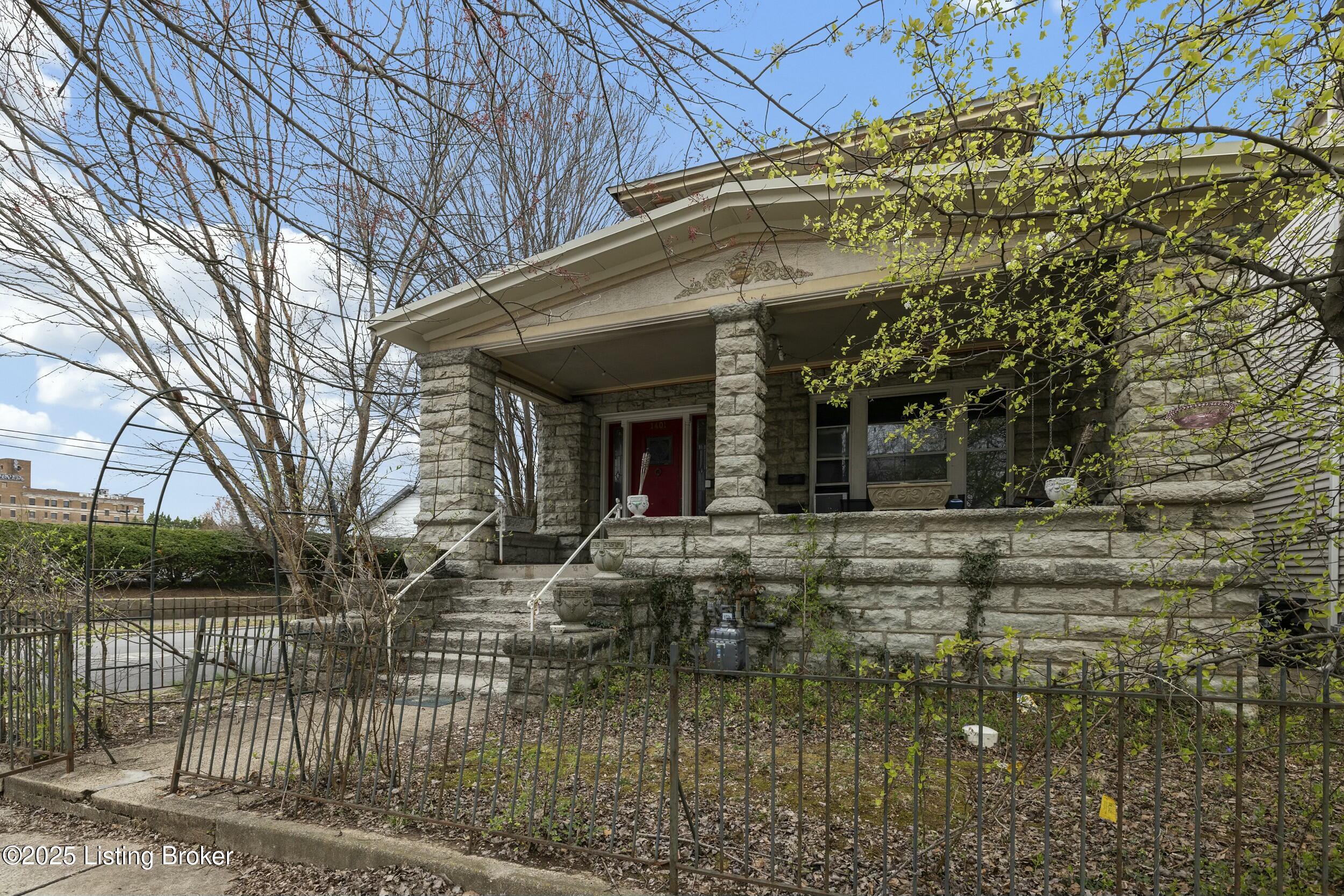 1401 E Breckinridge St Property Photo 54