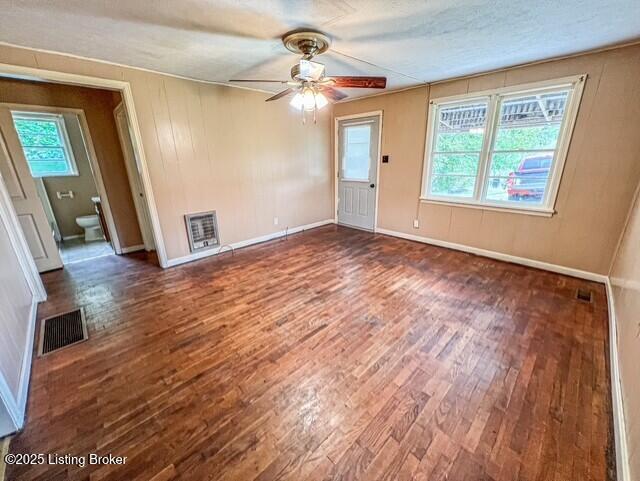 101 Cherry St Property Photo 7