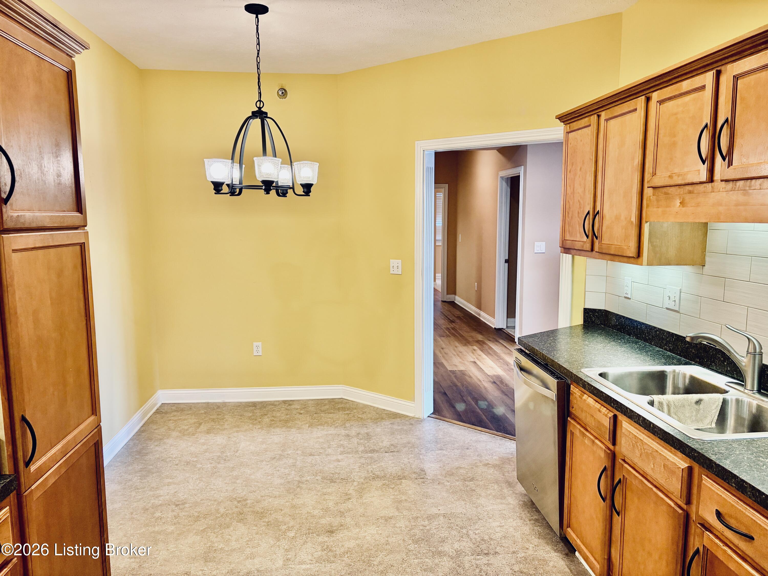 141 Chase Way 207 Property Photo 18