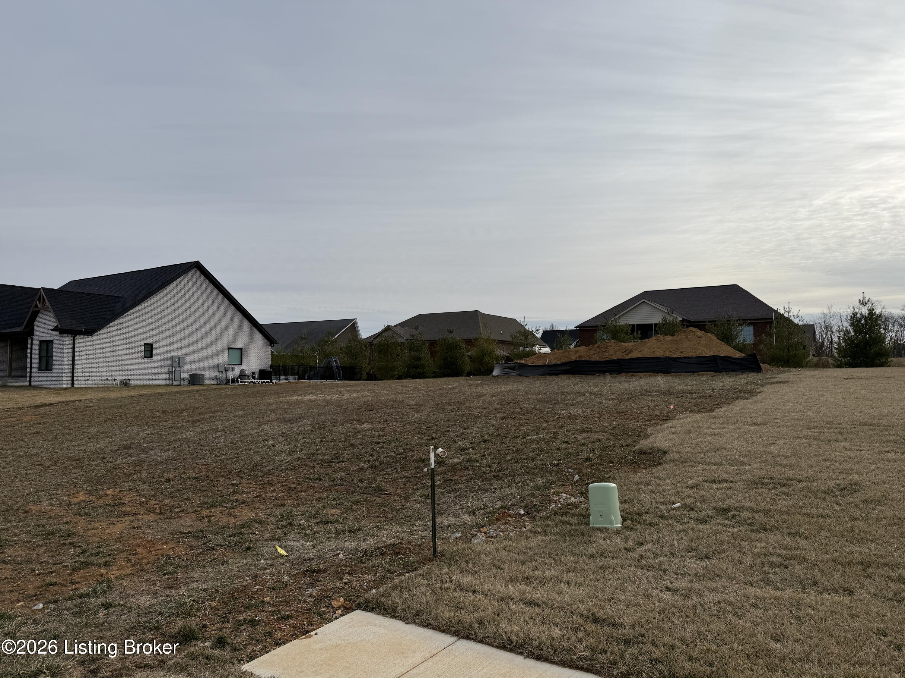 105 Barkley Ct Property Photo 2