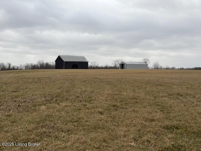 5 Batts Ln Property Photo 8