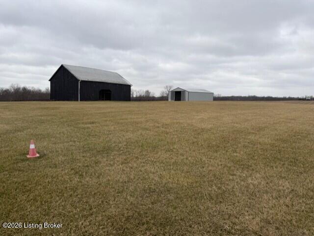 5 Batts Ln Property Photo 11