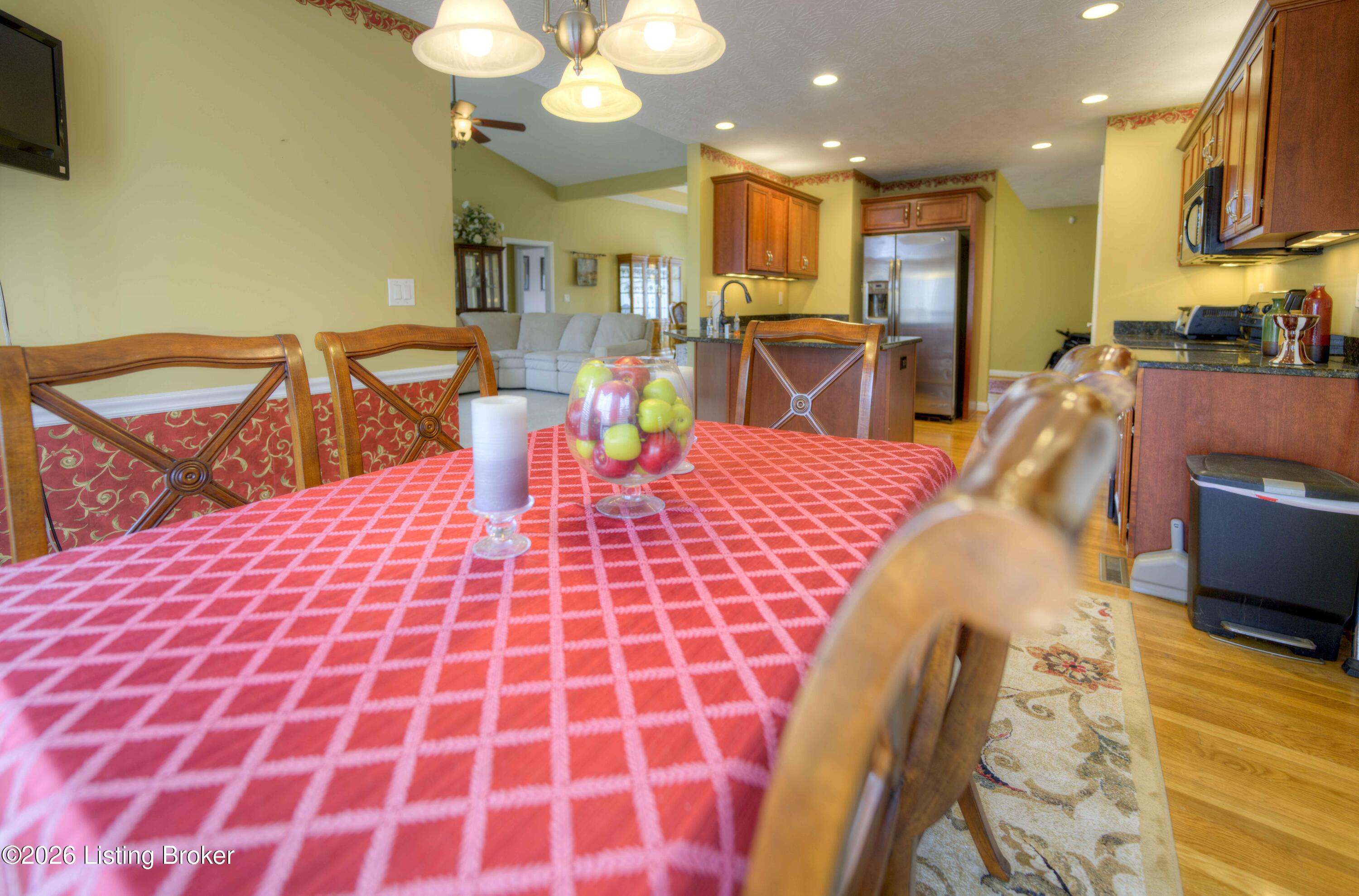 5125 Oaklawn Park Dr Property Photo 10
