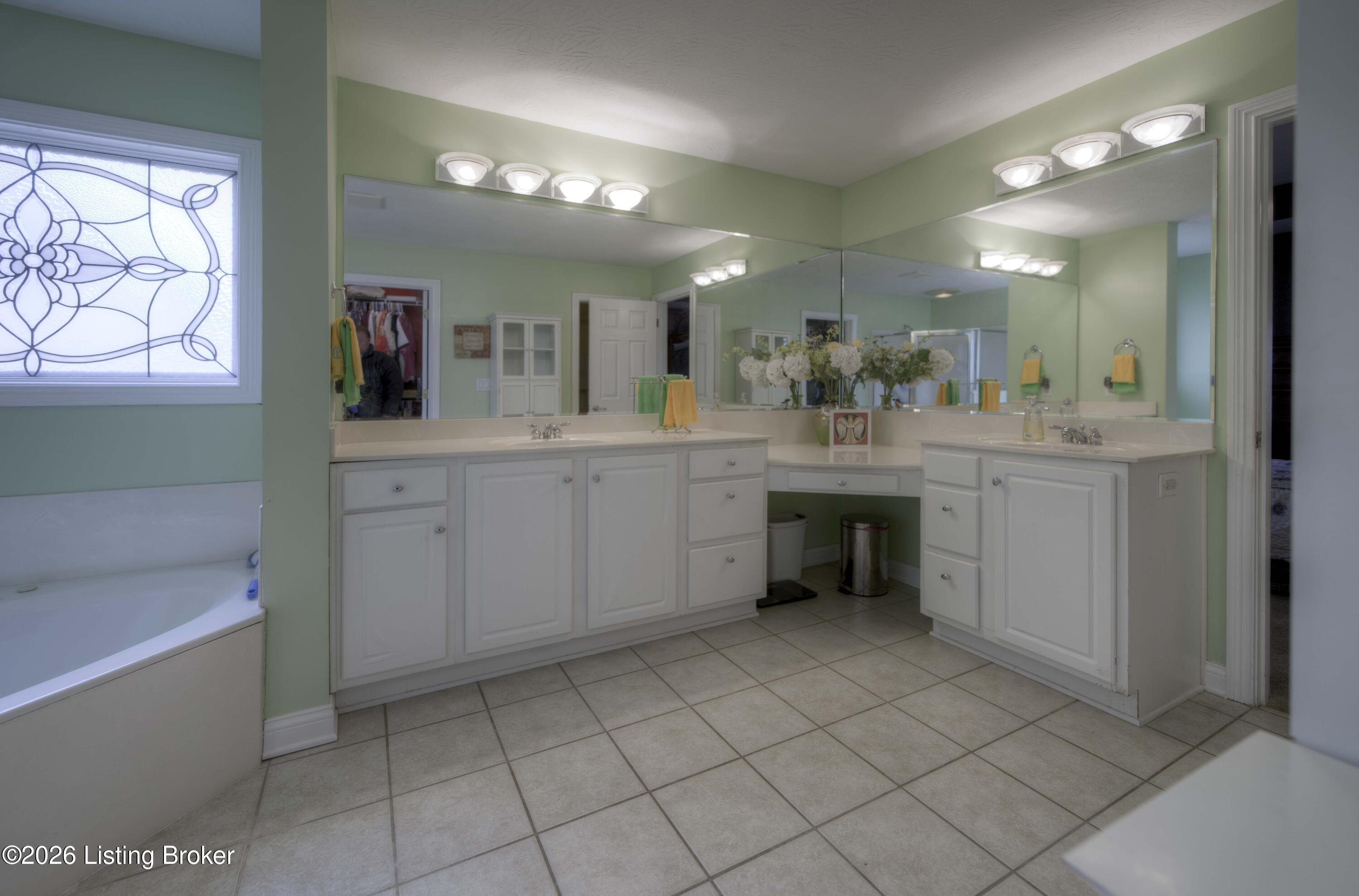 5125 Oaklawn Park Dr Property Photo 18