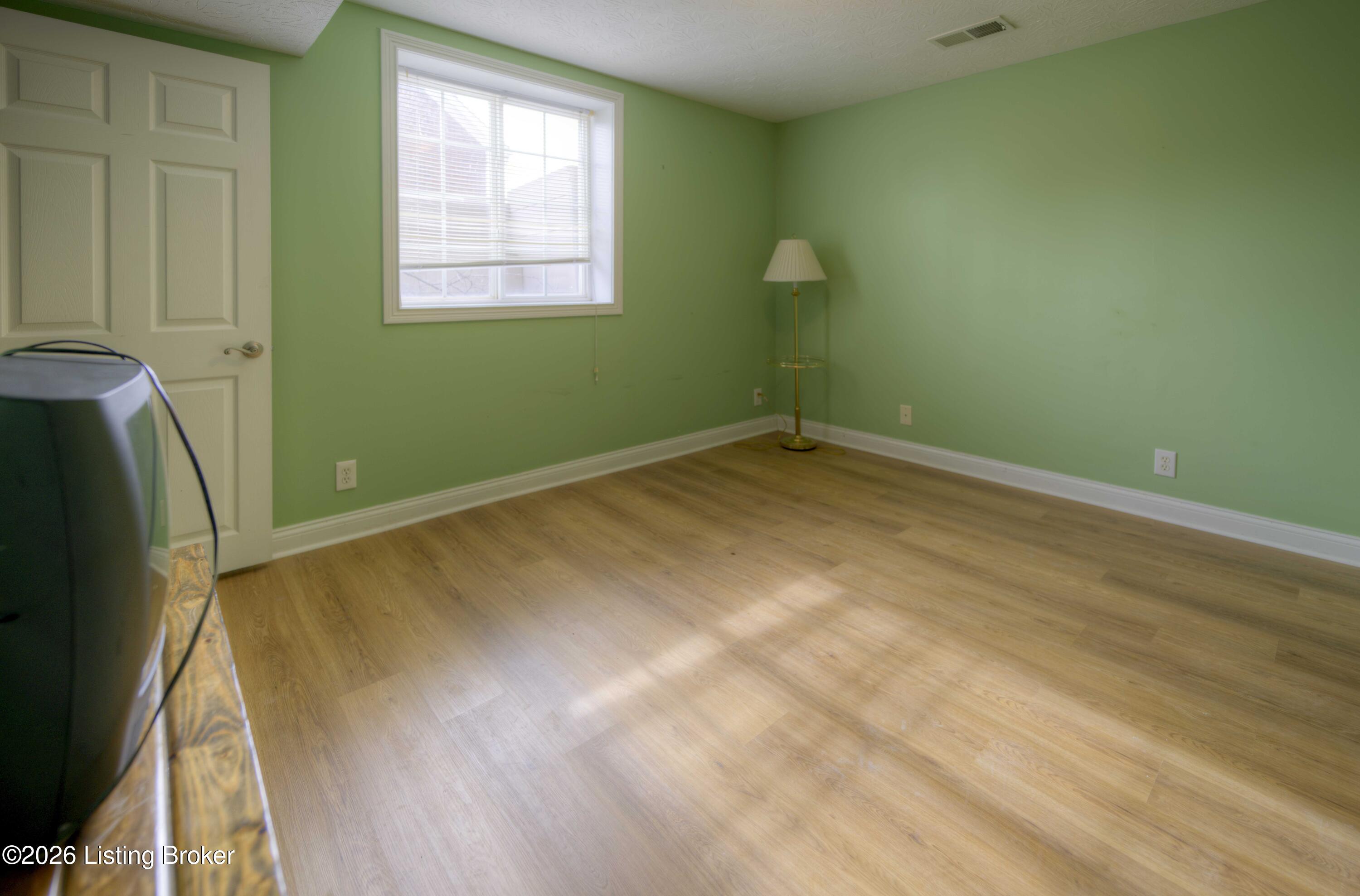 5125 Oaklawn Park Dr Property Photo 28