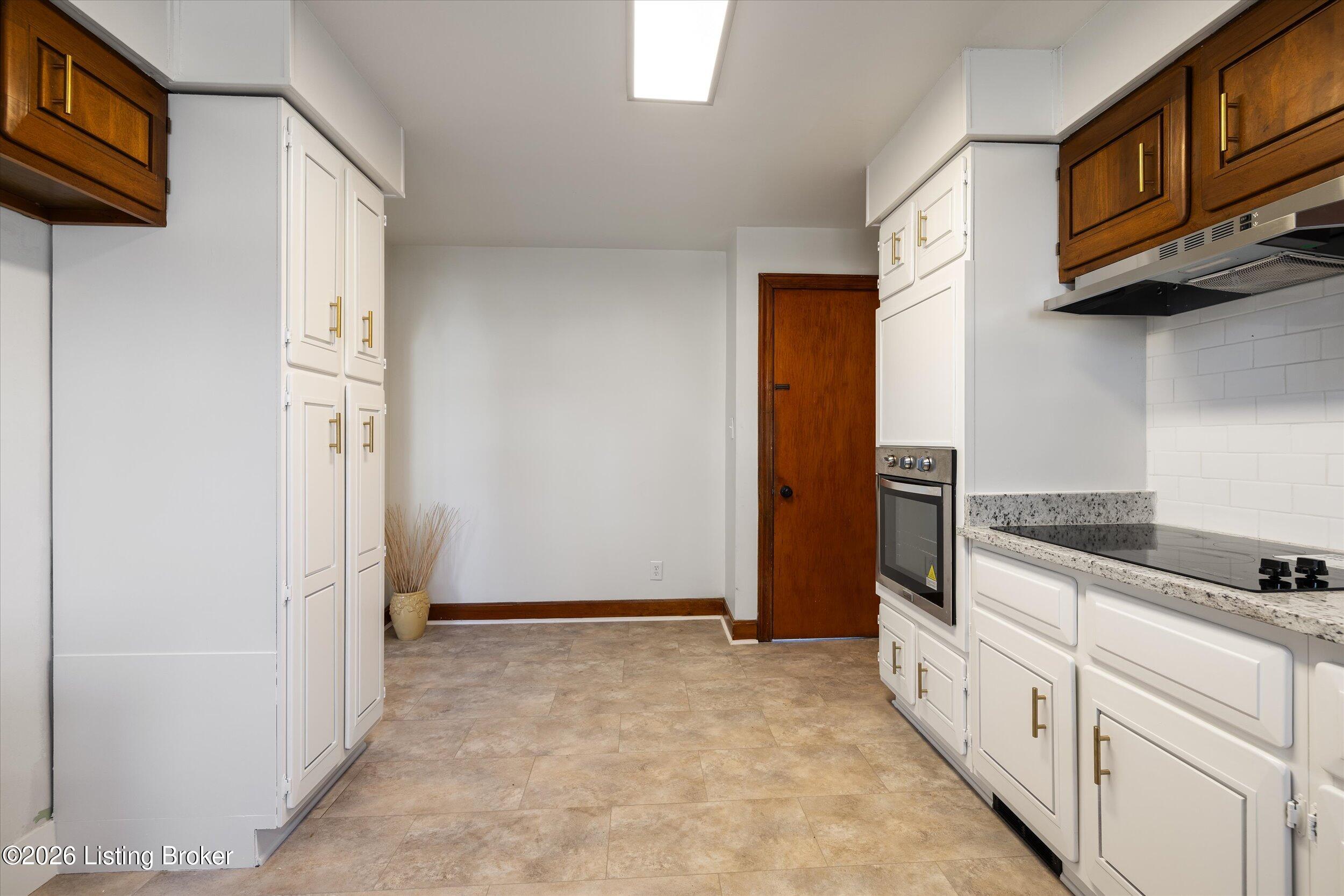 1326 Phyllis Ave Property Photo 16