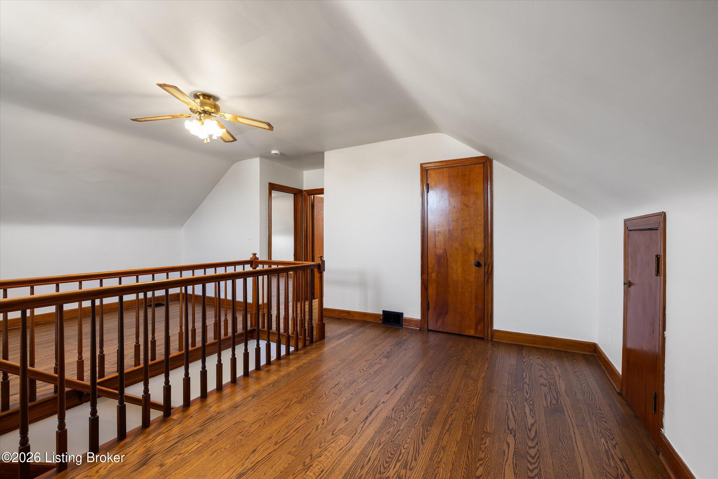 1326 Phyllis Ave Property Photo 33