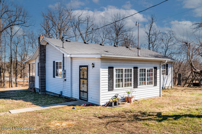 2629 Springfield Rd Property Photo 3