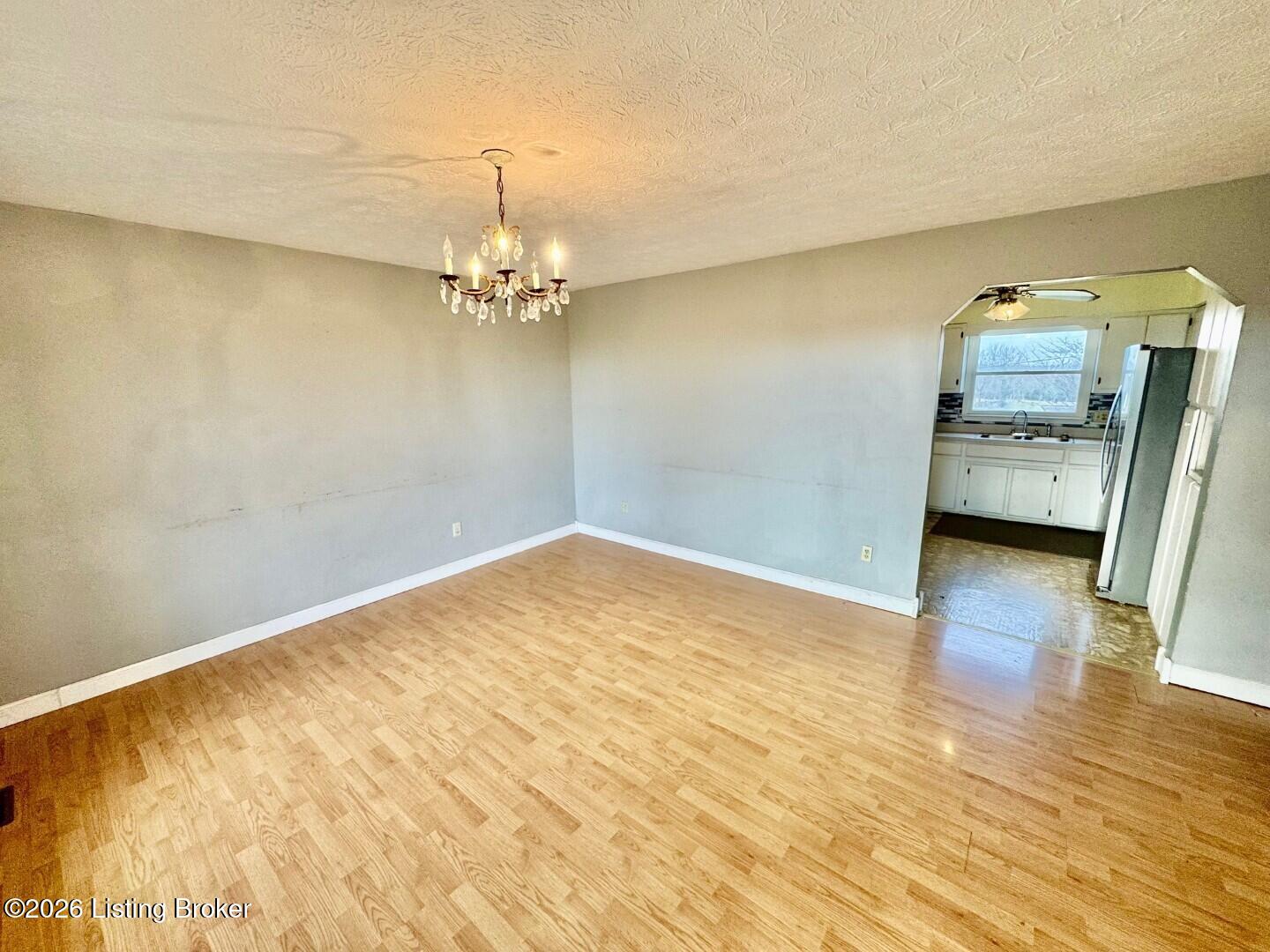 3390 Polin Rd Property Photo 5