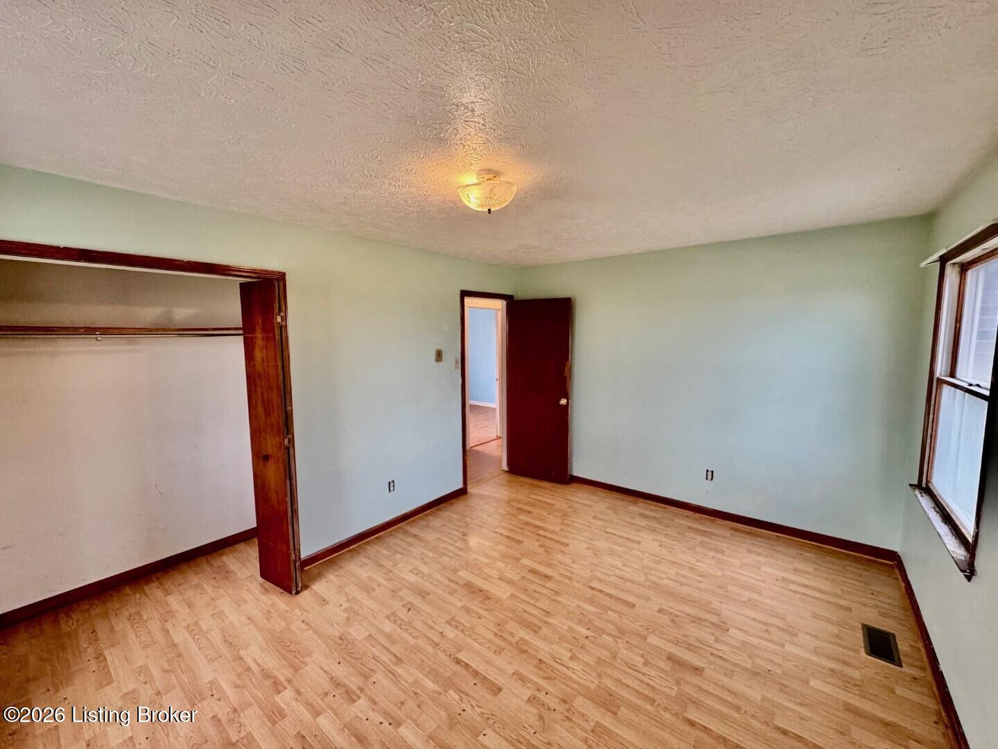 3390 Polin Rd Property Photo 14