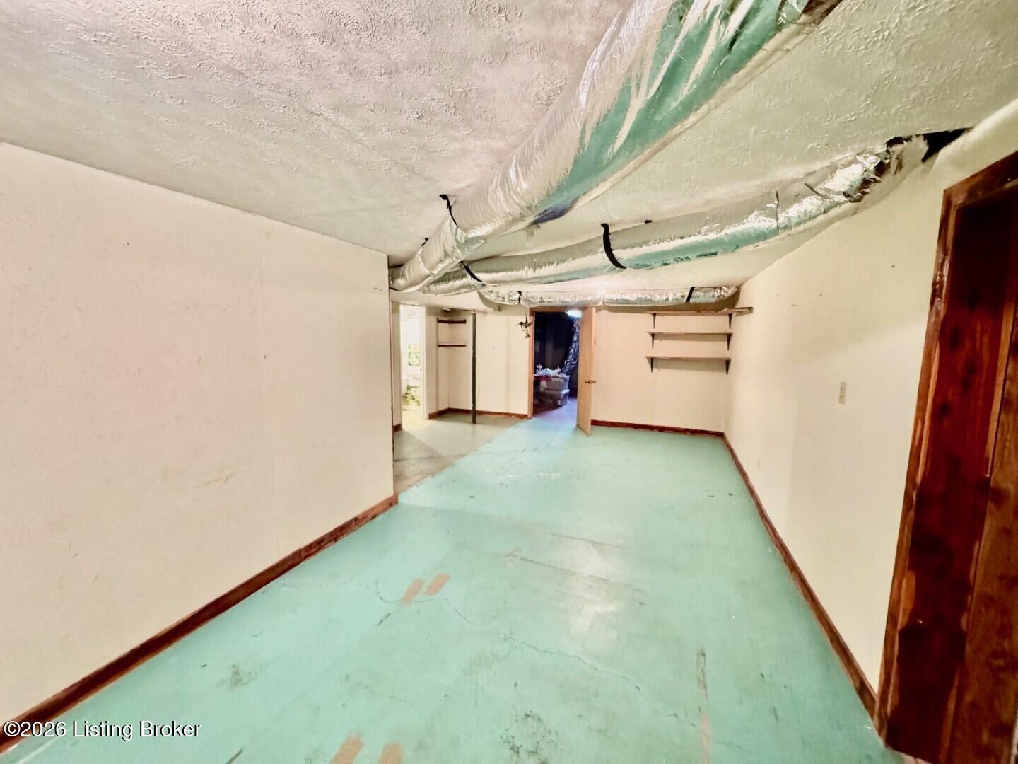 3390 Polin Rd Property Photo 18