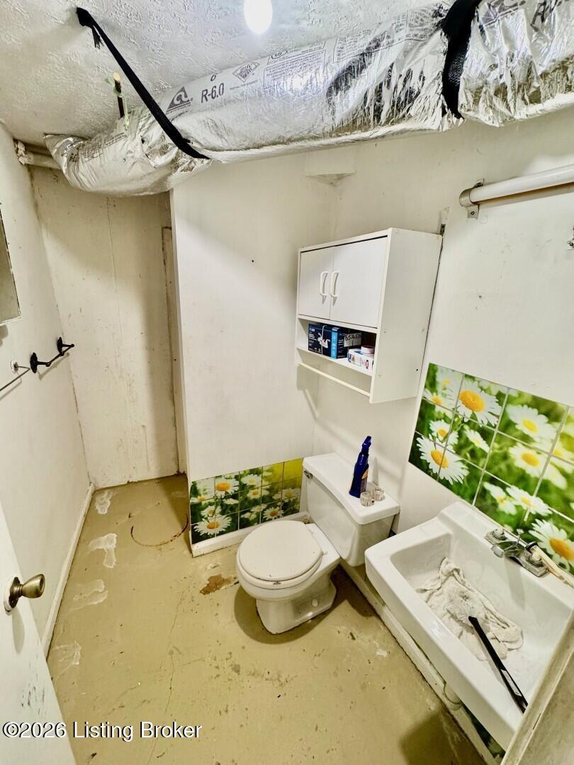 3390 Polin Rd Property Photo 19