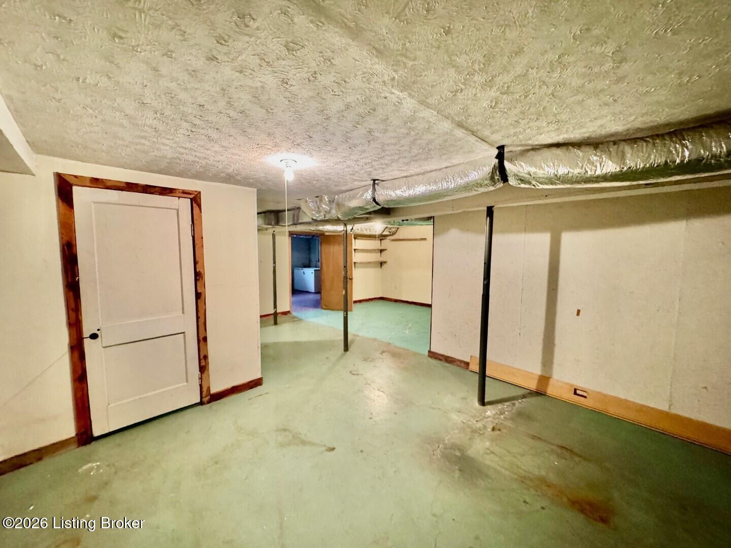 3390 Polin Rd Property Photo 20