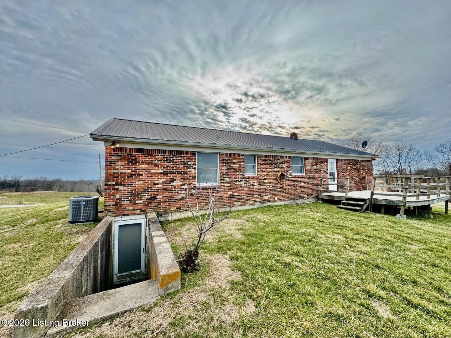 3390 Polin Rd Property Photo 21