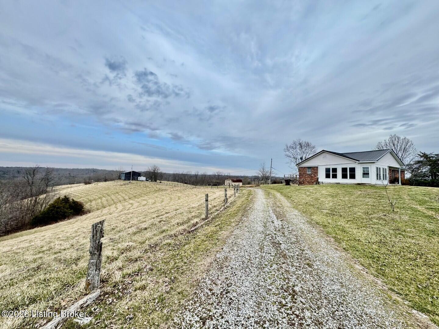 3390 Polin Rd Property Photo 24