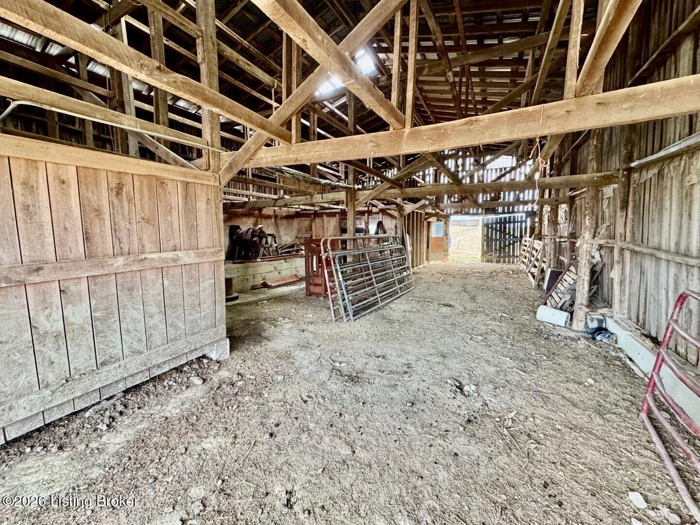 3390 Polin Rd Property Photo 27