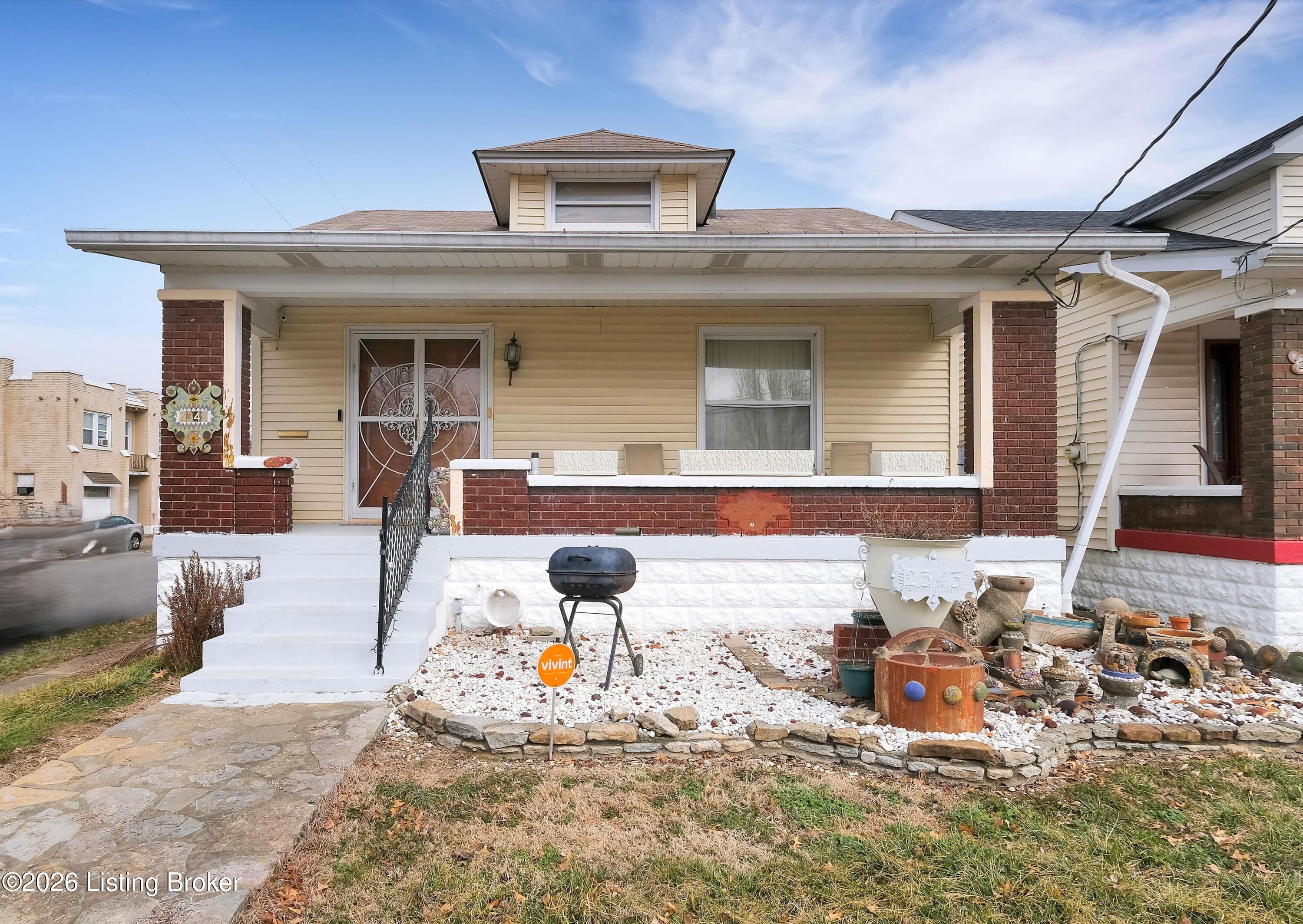 2343 Hale Ave Property Photo 1