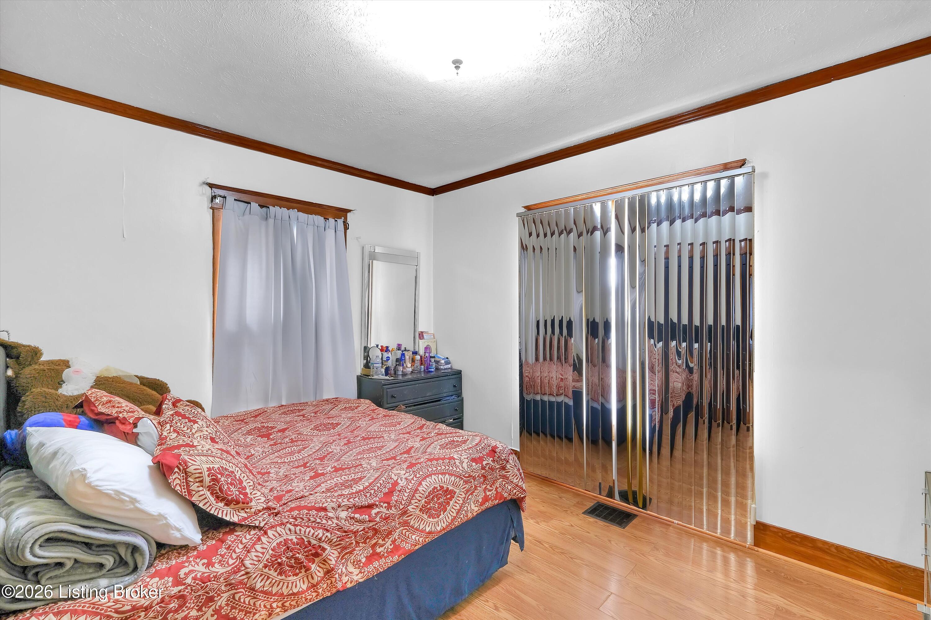 2343 Hale Ave Property Photo 12