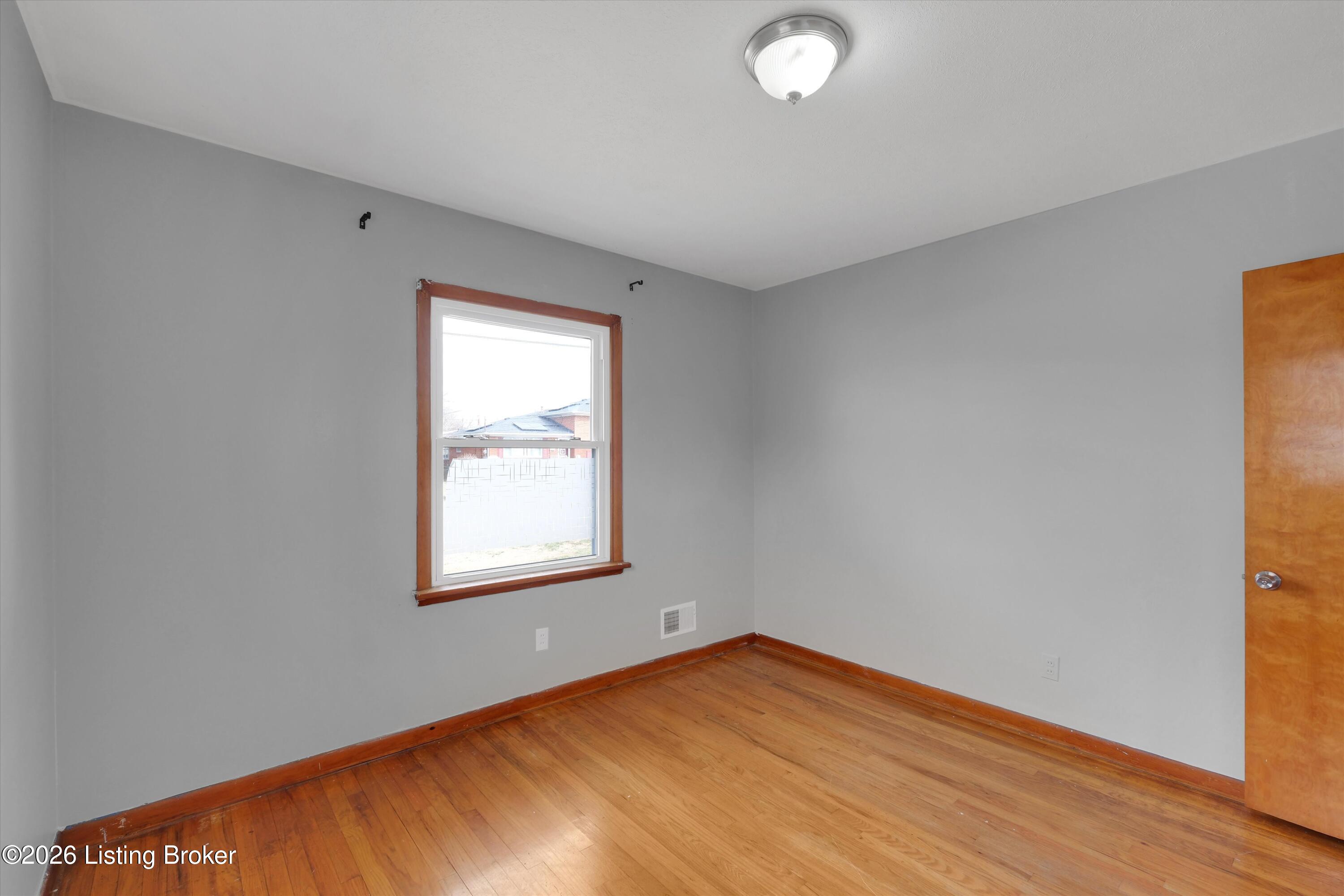 2322 Perth Dr Property Photo 11