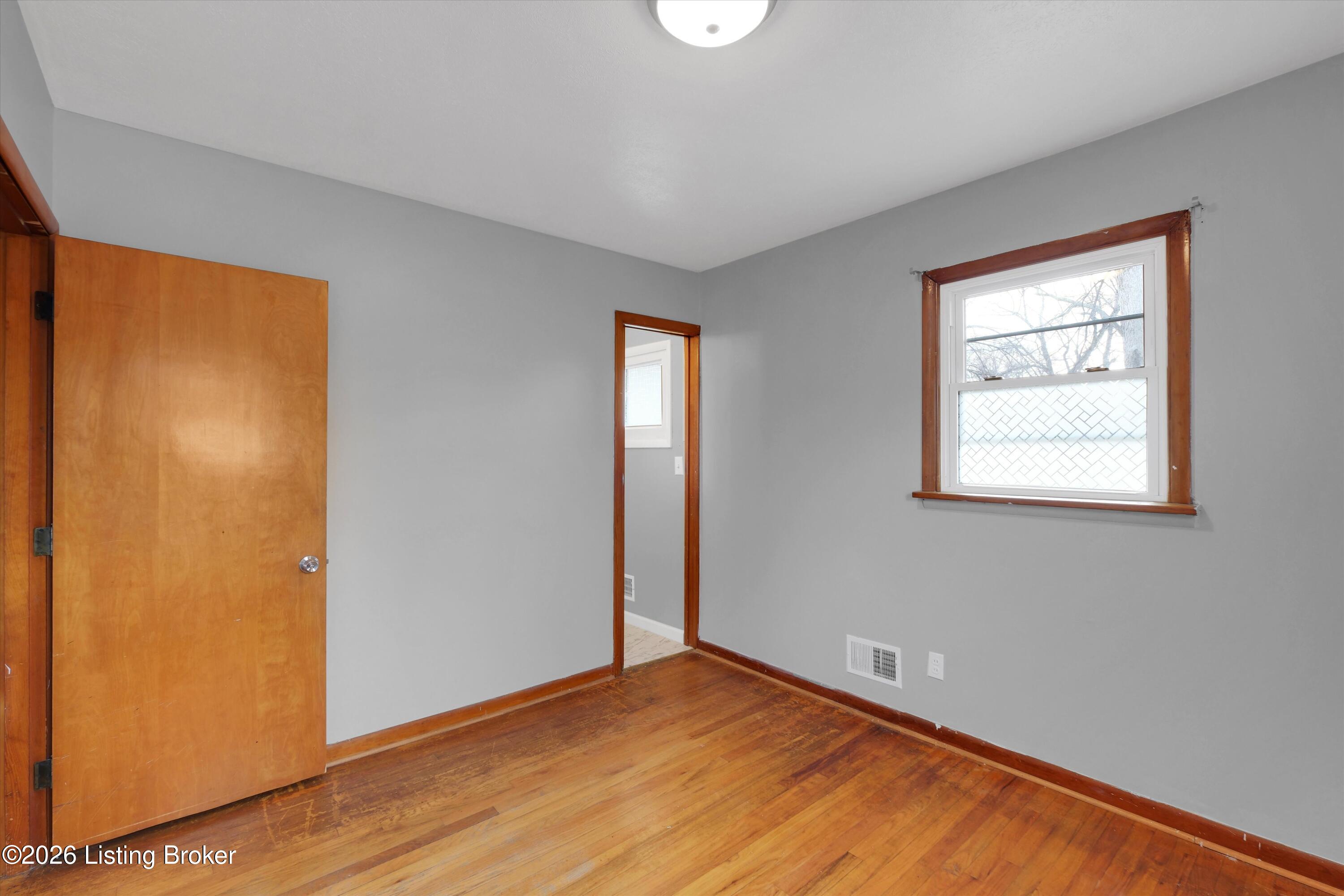 2322 Perth Dr Property Photo 15