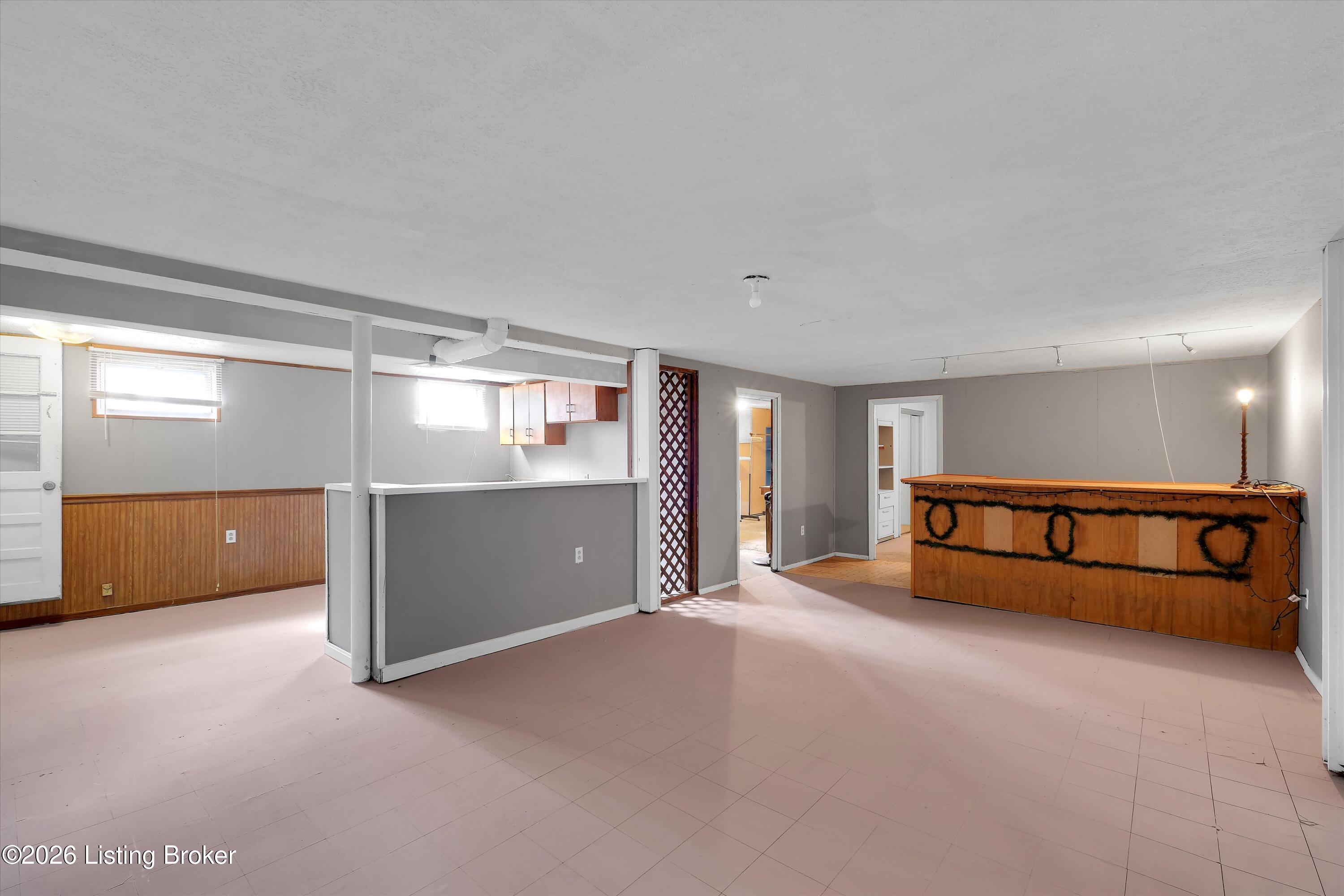 2322 Perth Dr Property Photo 21
